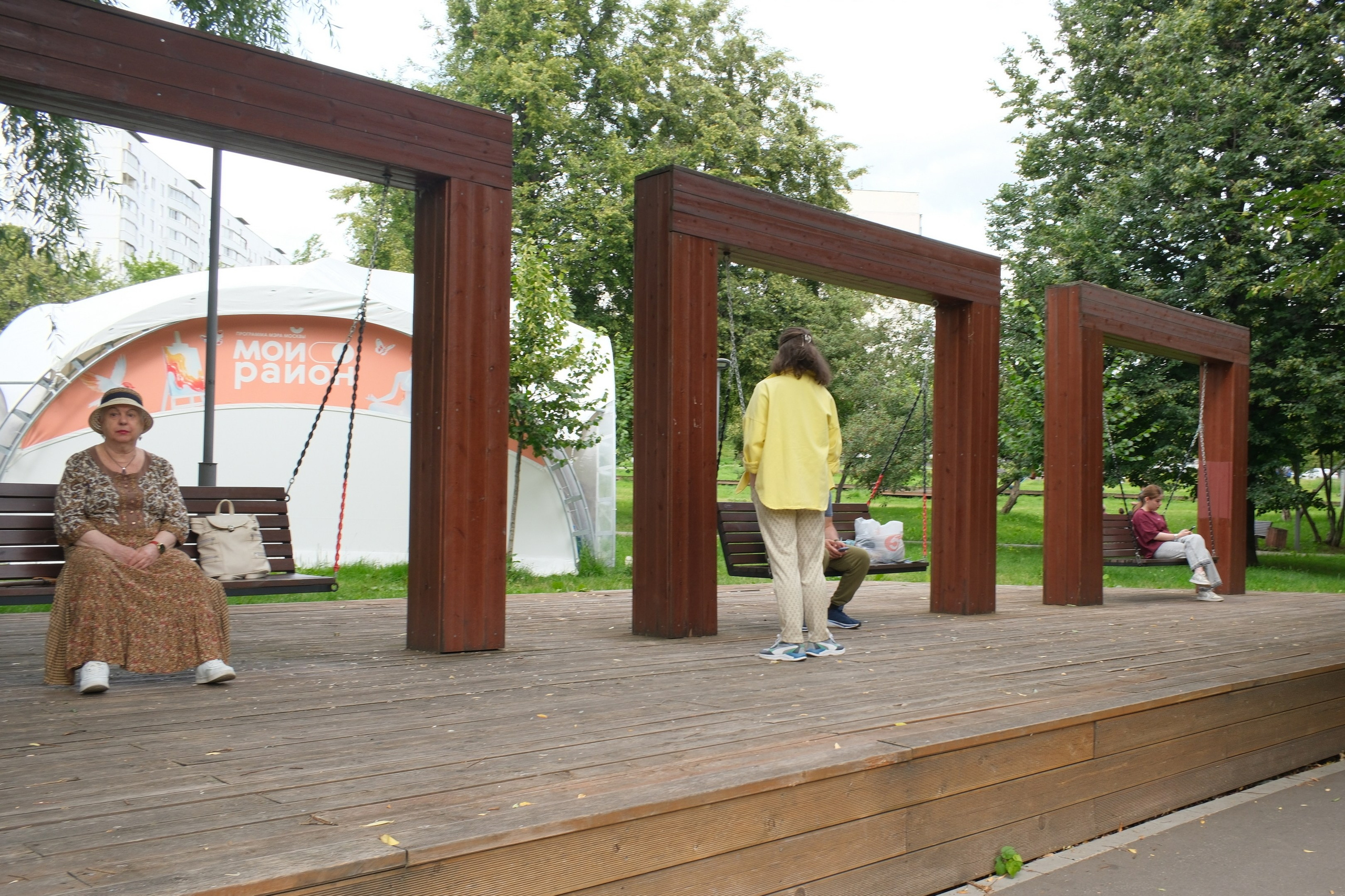 Прогулка на Каскадные пруды в Чертаново 06.07.2025. Улица, люди, жизнь…