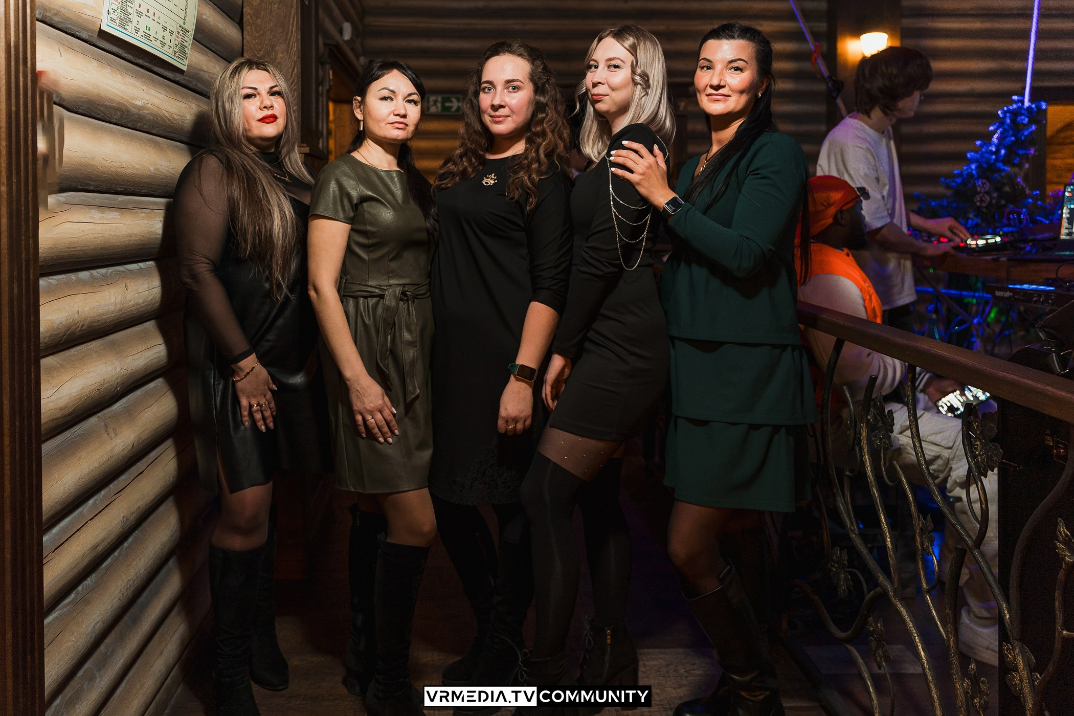 Новогодний вечер у «Петровича»