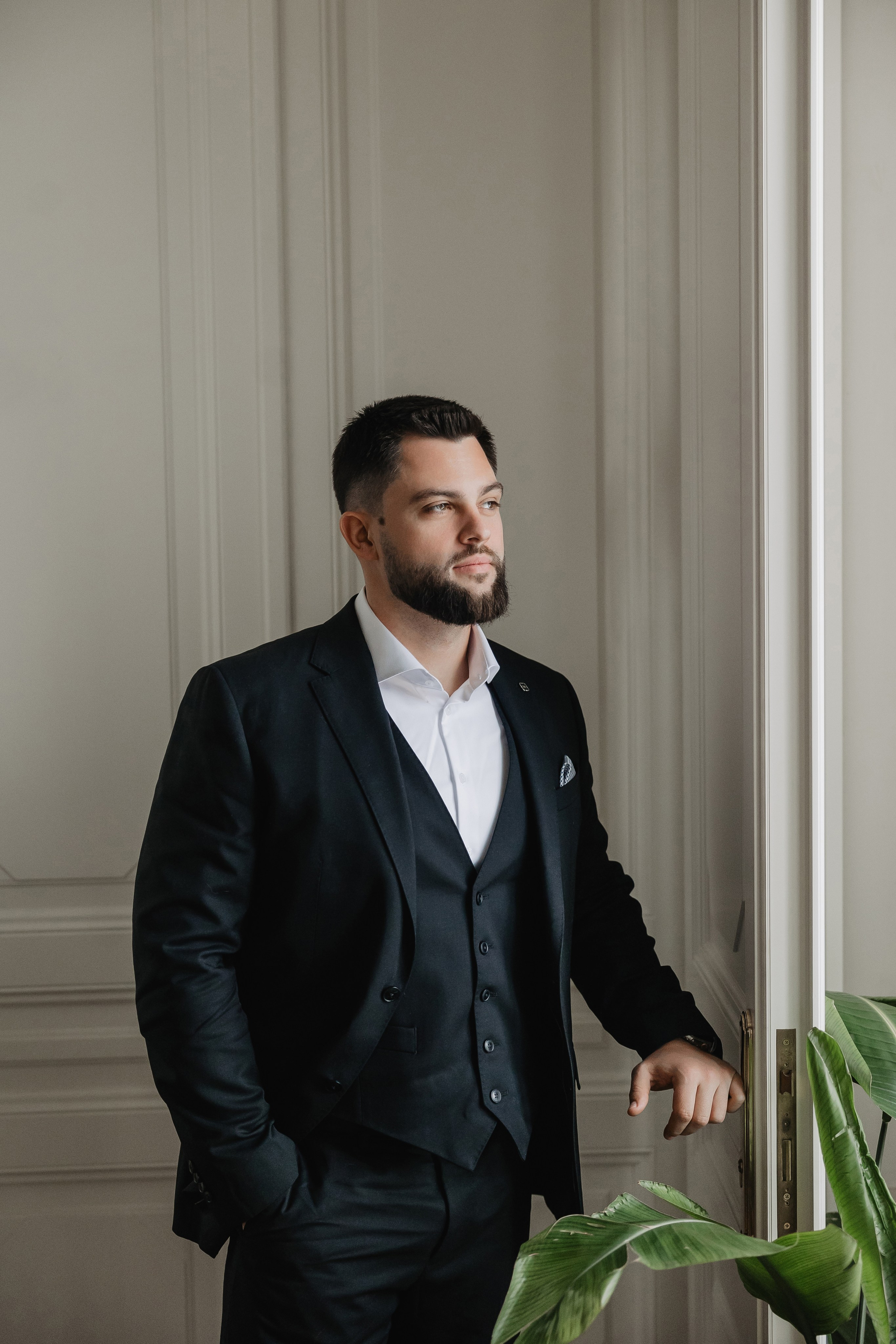 Свадьба в отеле Twelve Reasons, Барвиха Luxury Village, La Riva Hall в Москве. Свадебный фотограф в Москве Дарья Олендарёва