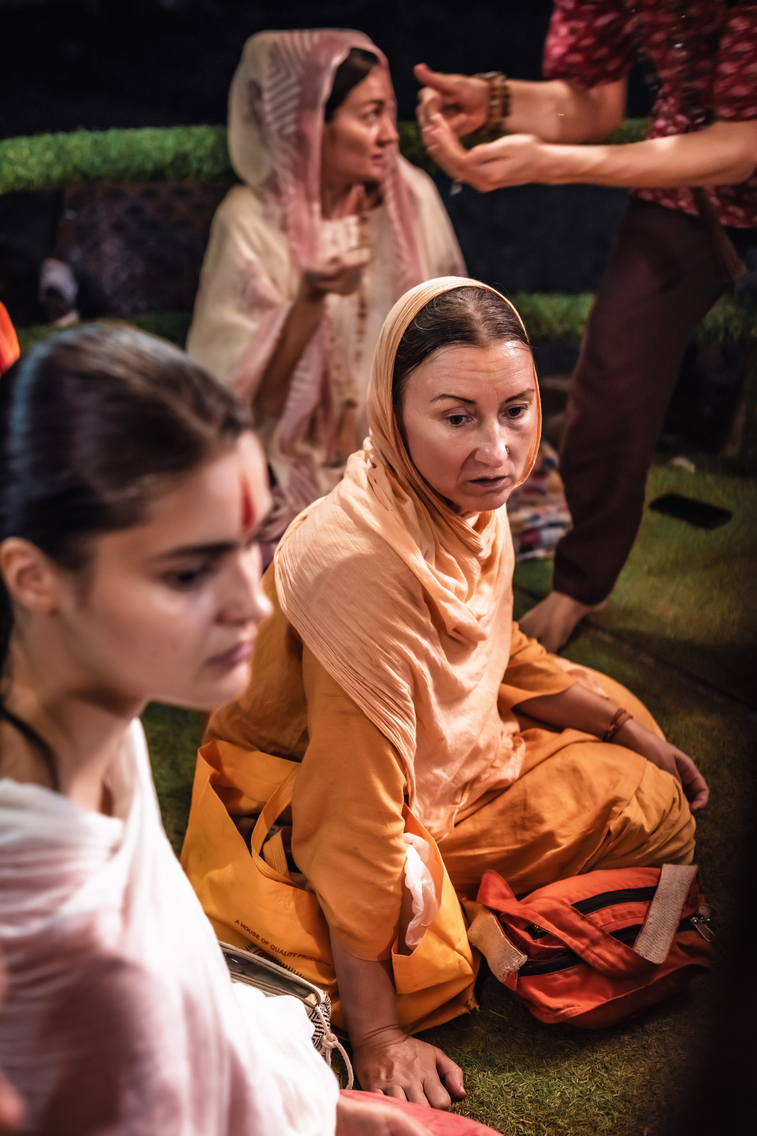 Devraha baba ji ashram life 2025. Mariam Bagdasaryan