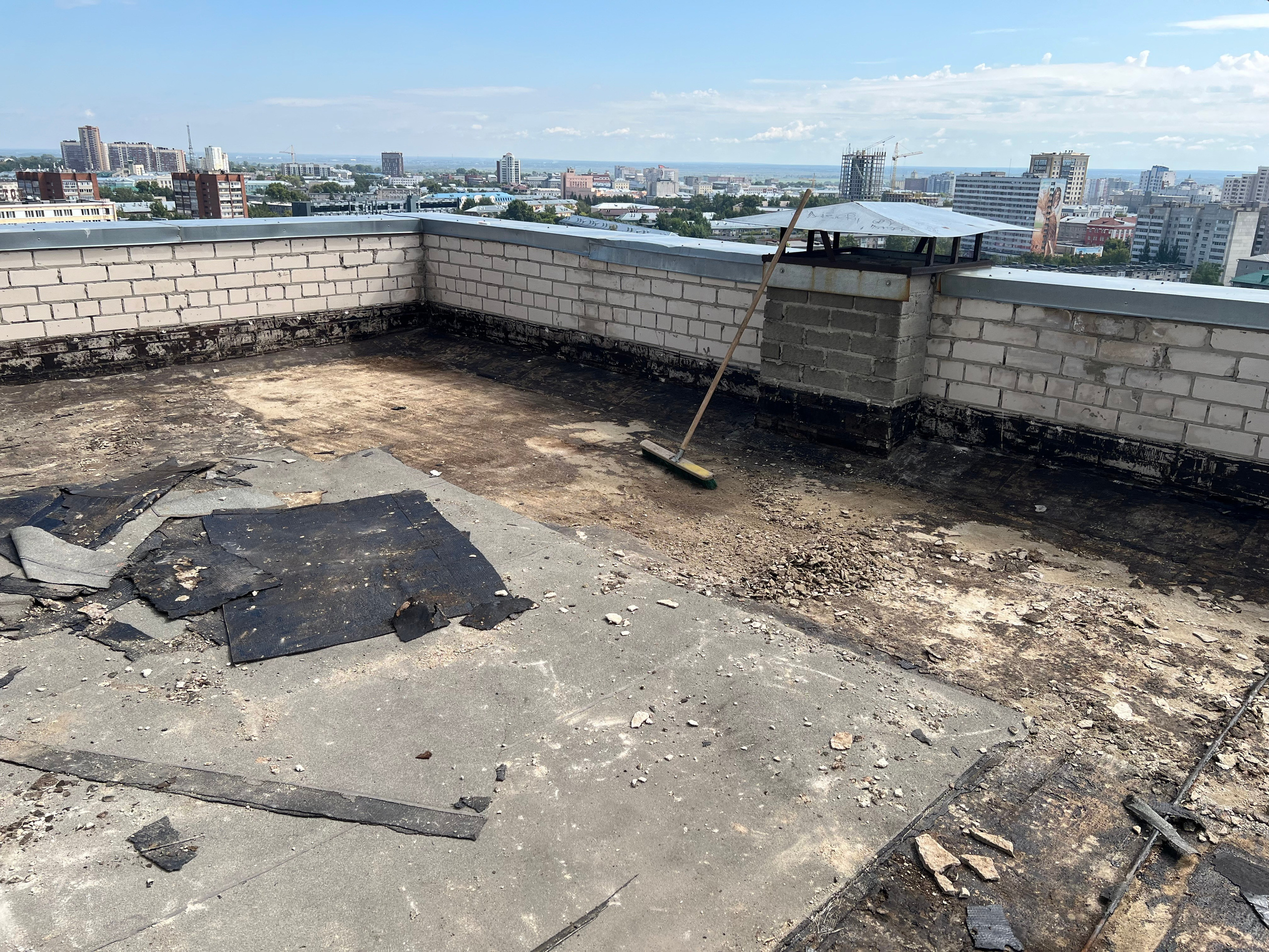 ТСЖ Строителей 33 Монтаж наплавляемой кровли