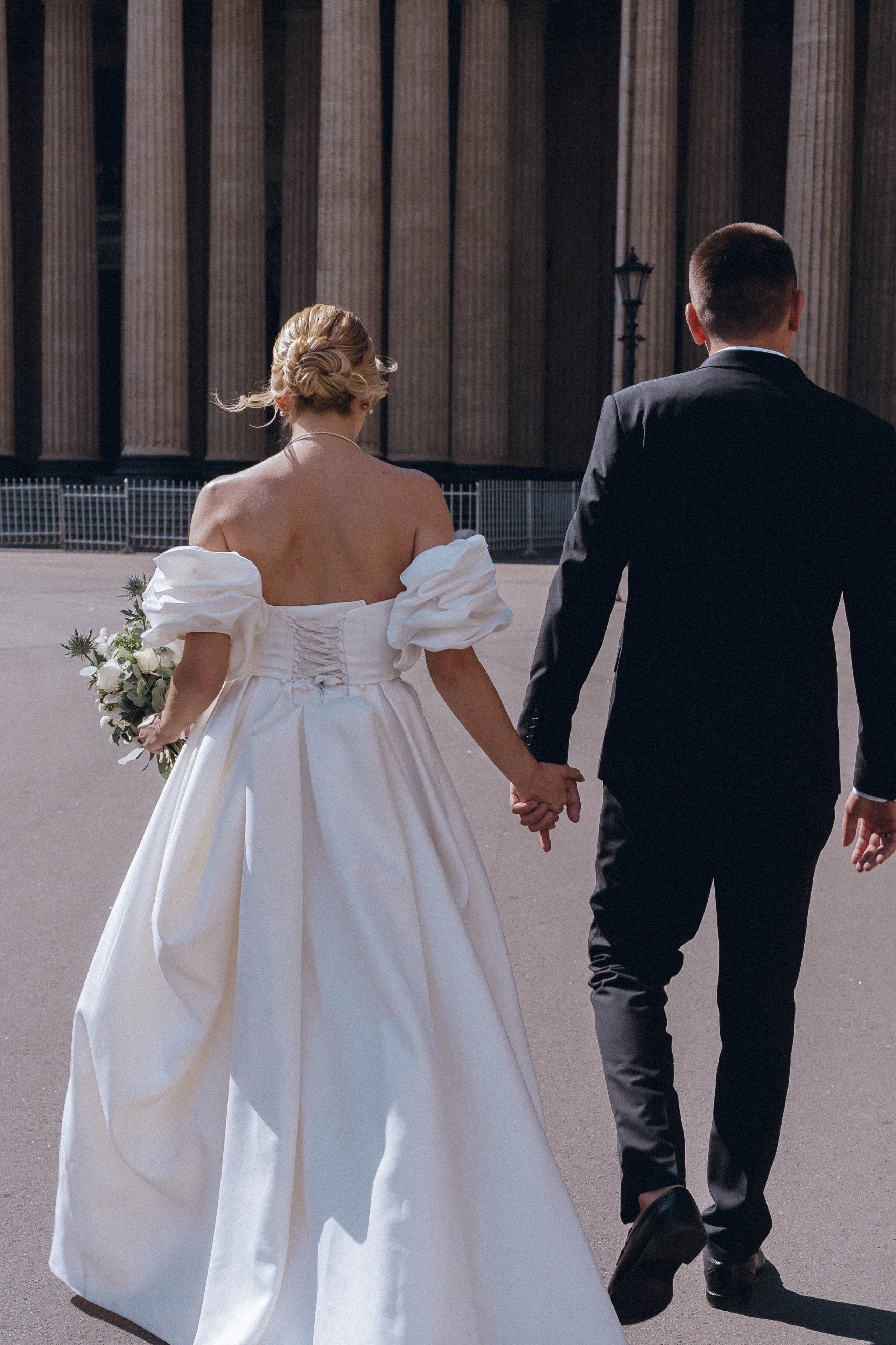 СВАДЕНБНАЯ СЬЕМКА НА КАТЕРЕ ПО КАНАЛАМ САНКТ-ПЕТЕРБУРГА И В АКВАТОРИИ НЕВЫ. Профессиональный фотограф, Санкт-Петербург — Виктория Богомолова