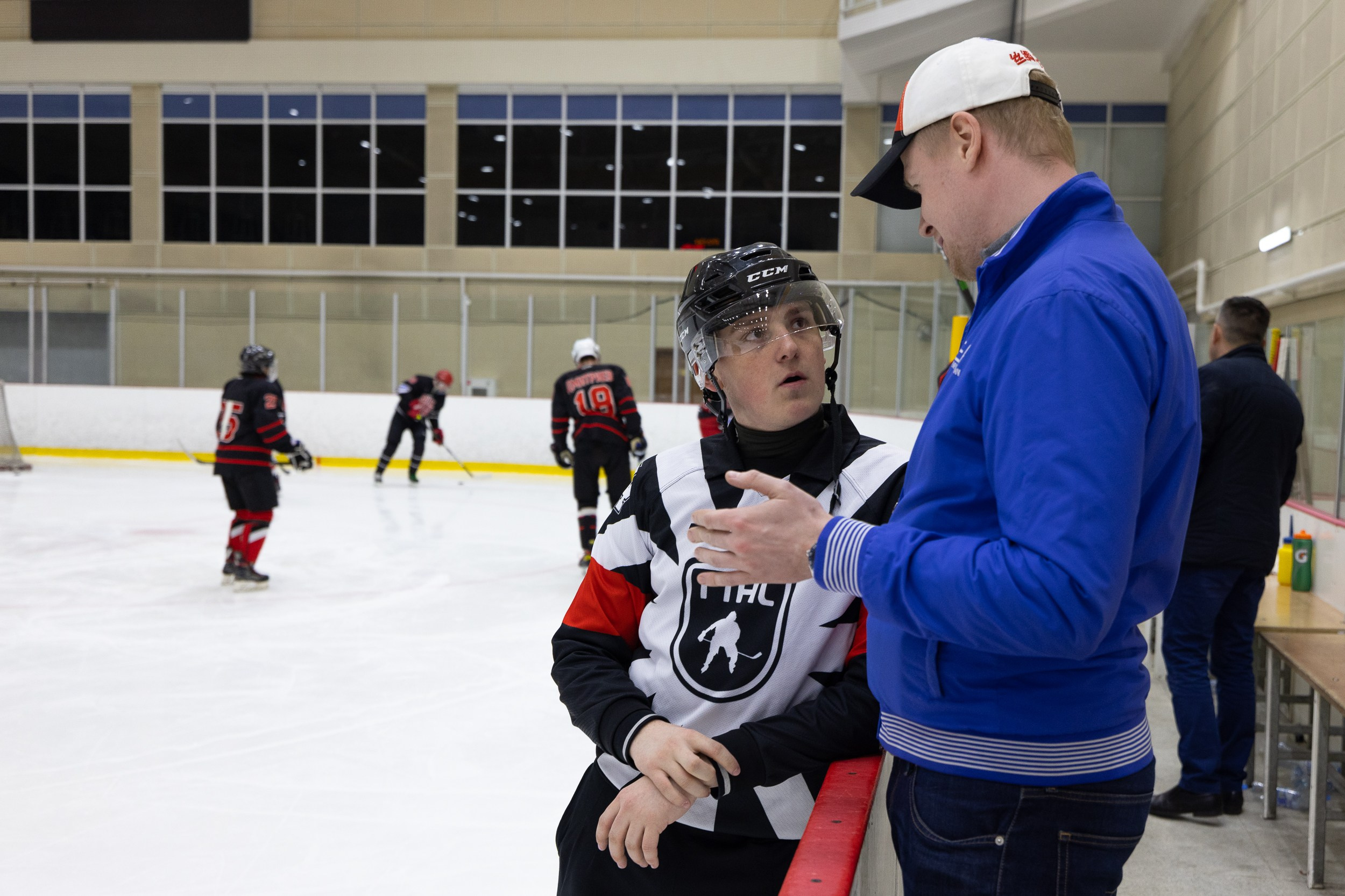 Хоккей. Портретист и репортажный фотограф Михаил Оношко