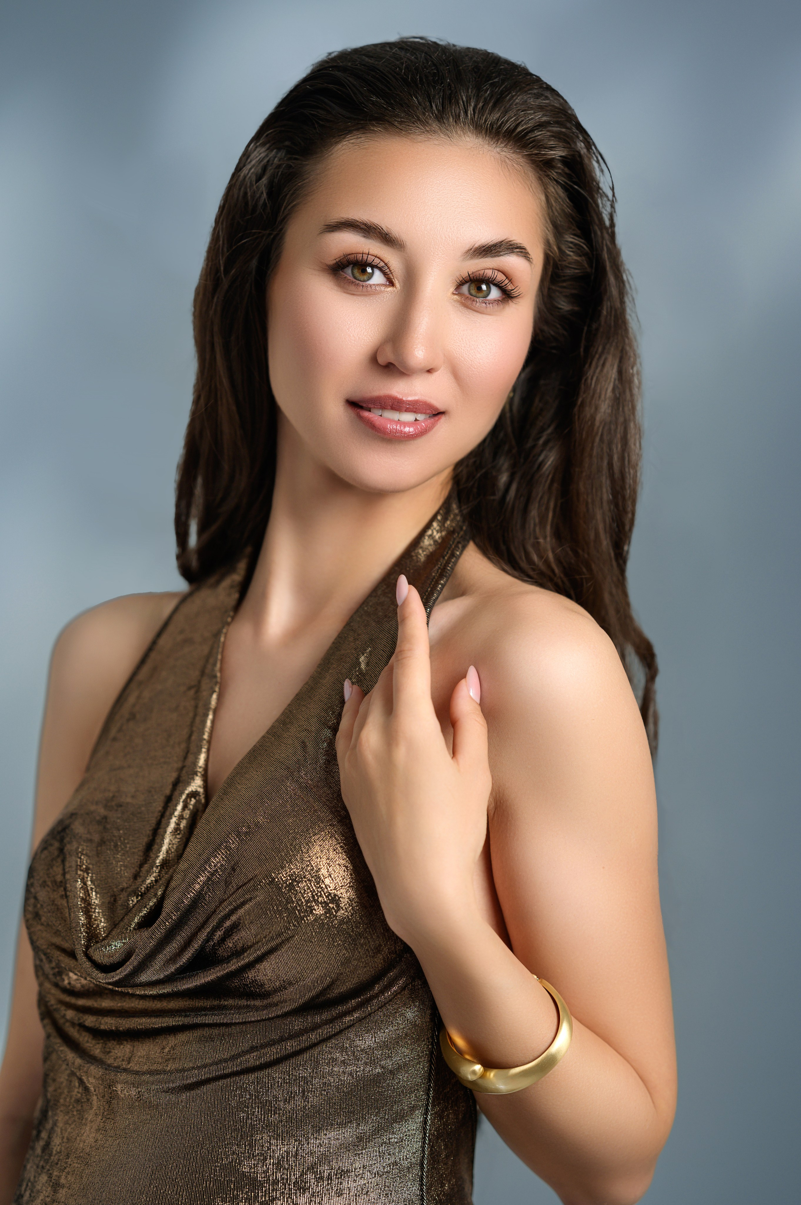 Фотосессия беременности в Крыму. Студийная фотосессия беременности. Стильная беременность. Фотограф беременных Ольга Топоривская.