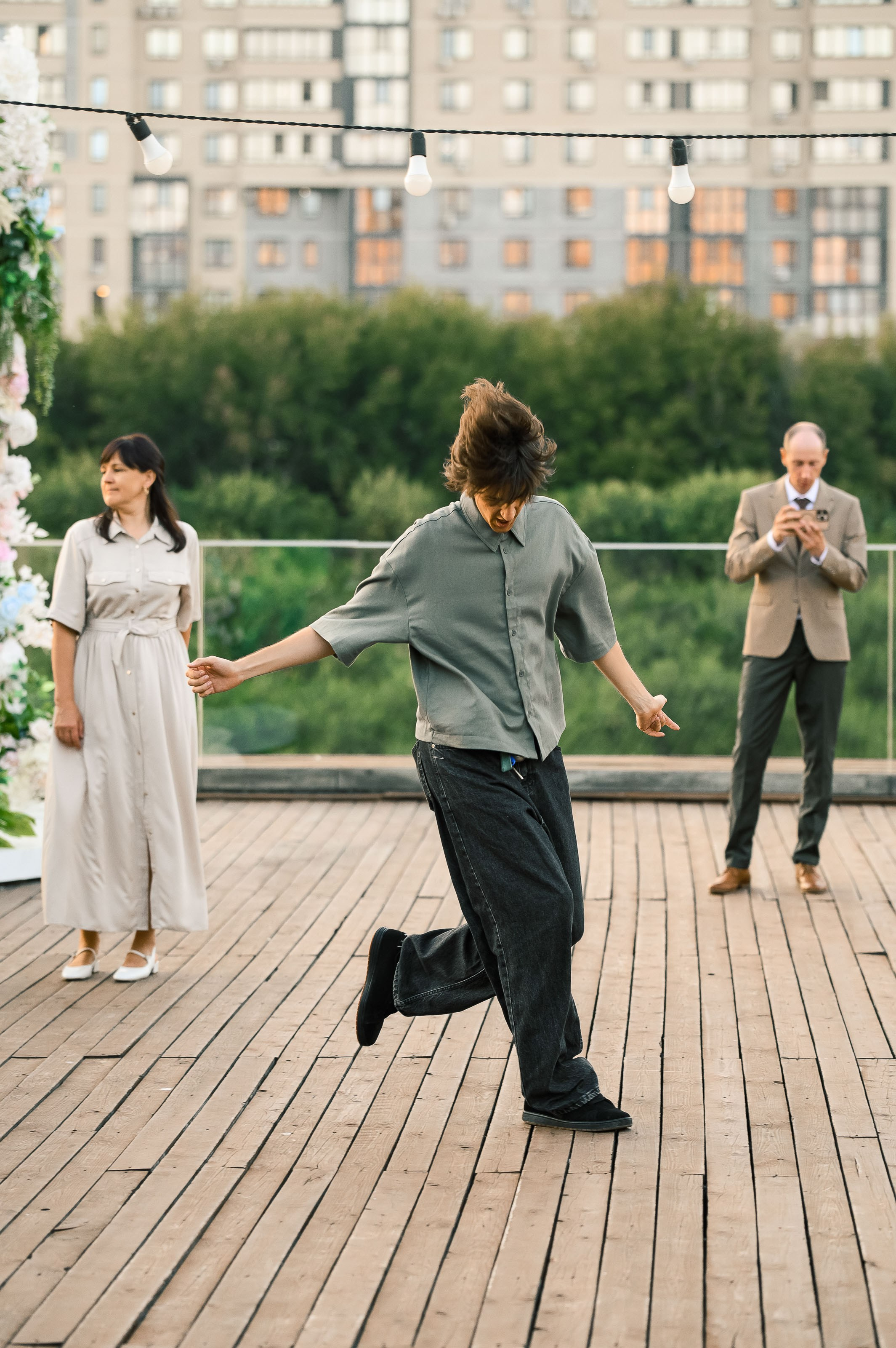 Одним солнечным днем на берегу реки. Евгений Нисковских — свадебный и репортажный фотограф в Тюмени