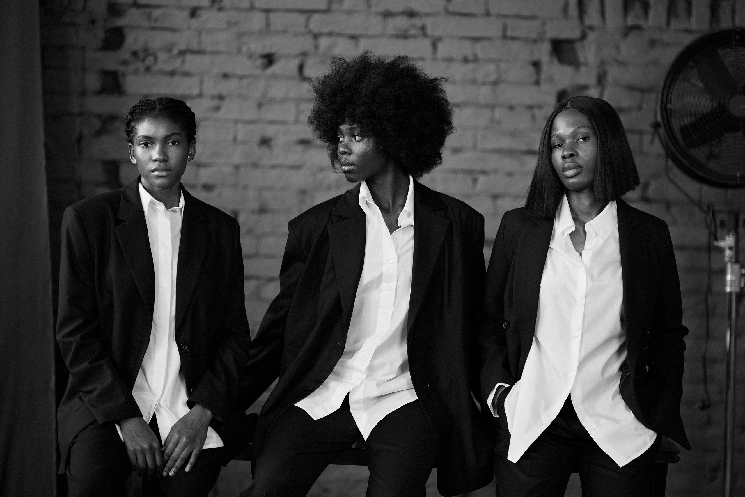 3 негритянки