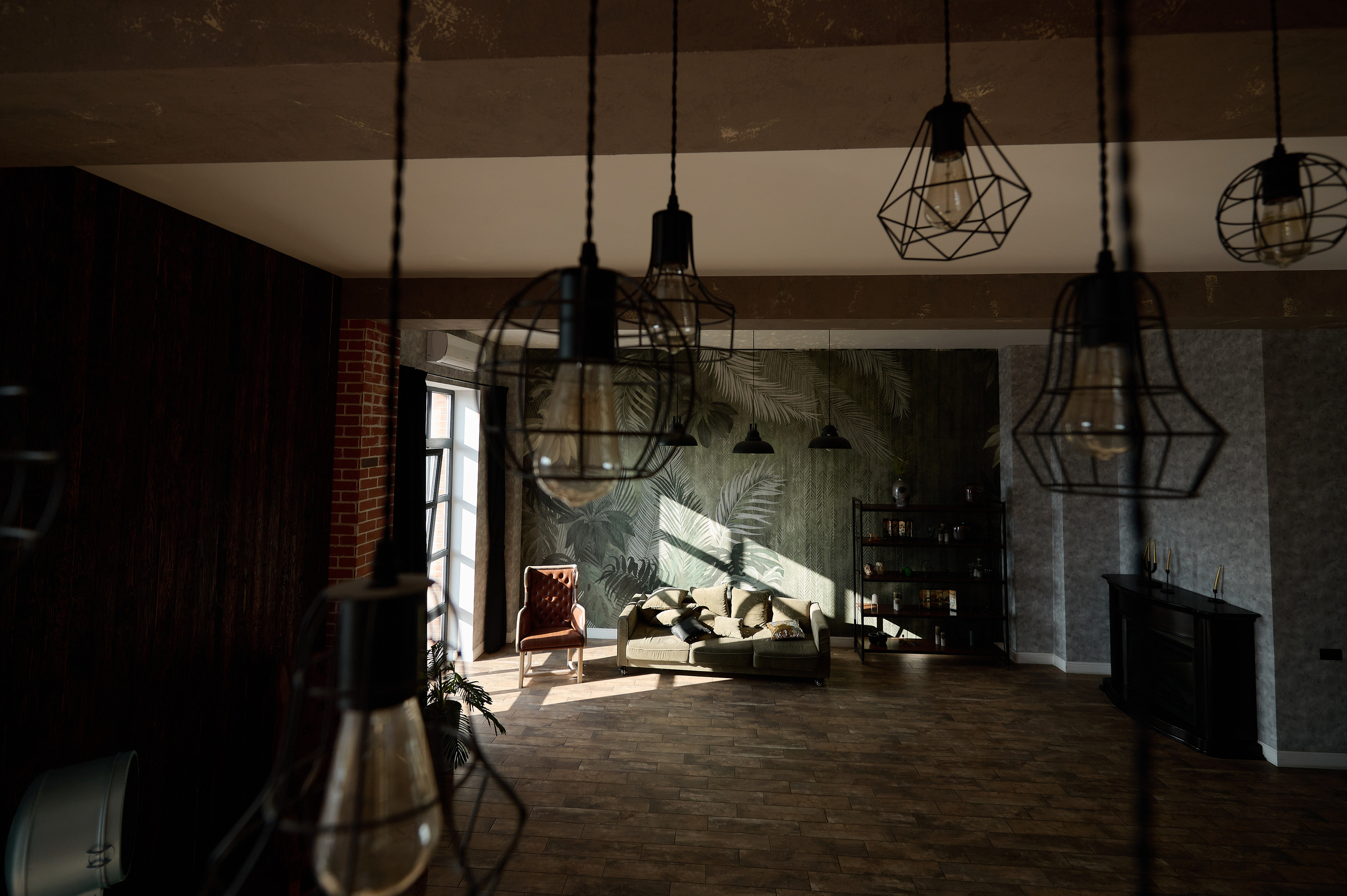 Лофт (с 1 ноября Новый год). Женский фотограф в Ростове-на-Дону