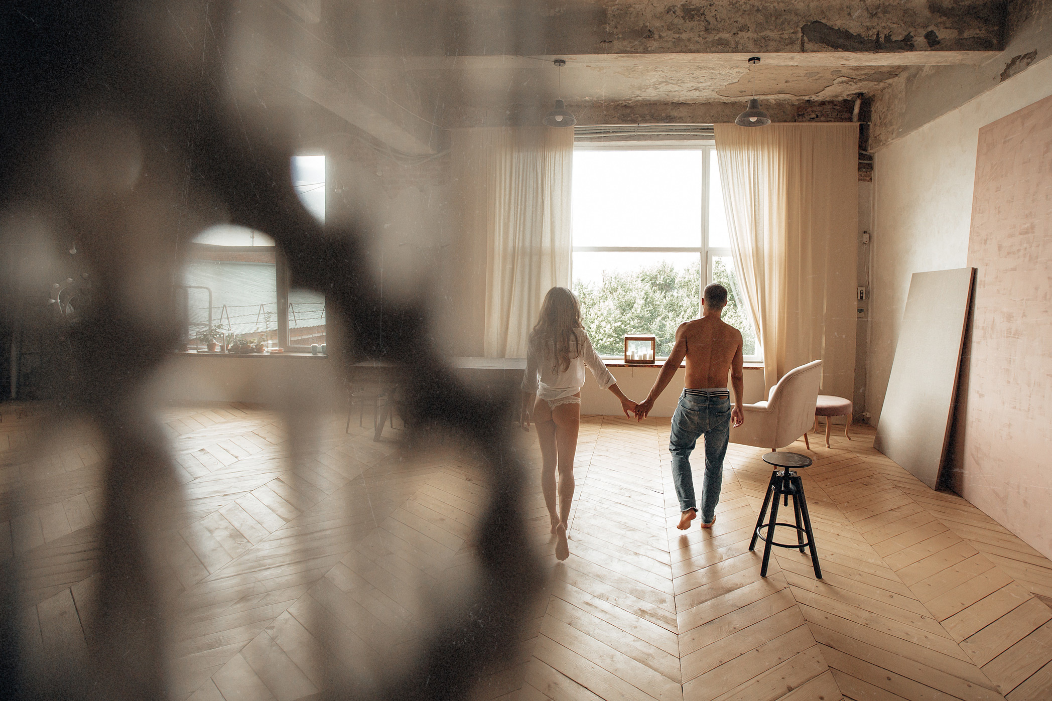 Романтическая студийная фотосессия Лавстори. Архитектурный и интерьерный фотограф в Краснодаре | Дмитрий Демской