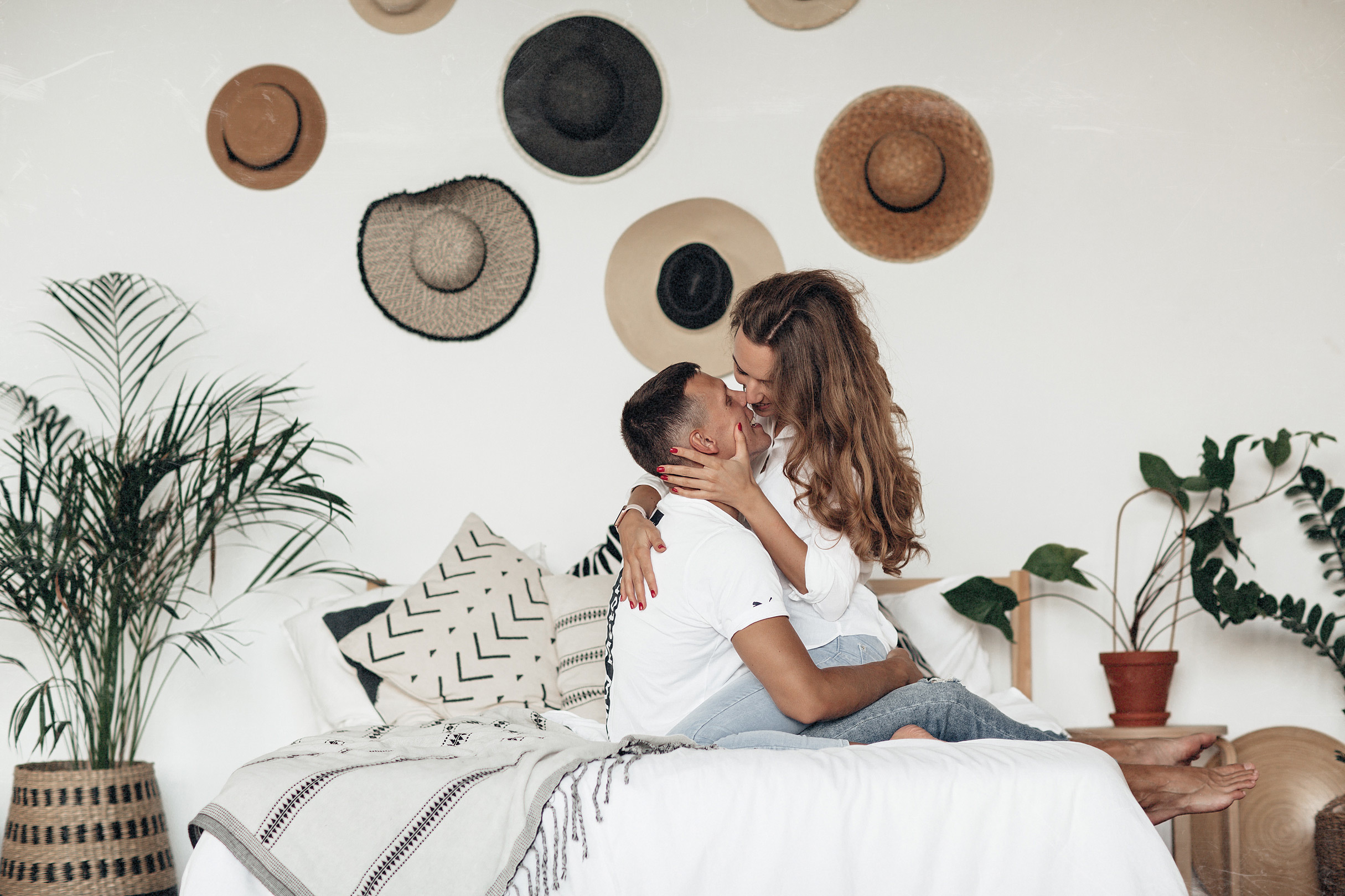 Романтическая студийная фотосессия Лавстори. Архитектурный и интерьерный фотограф в Краснодаре | Дмитрий Демской