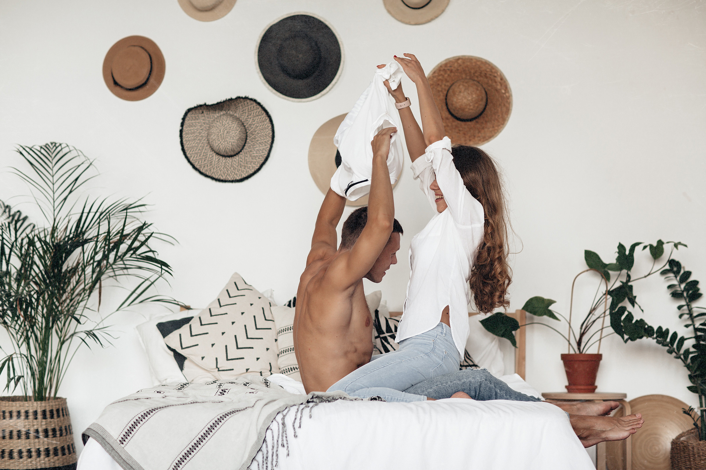 Романтическая студийная фотосессия Лавстори. Архитектурный и интерьерный фотограф в Краснодаре | Дмитрий Демской