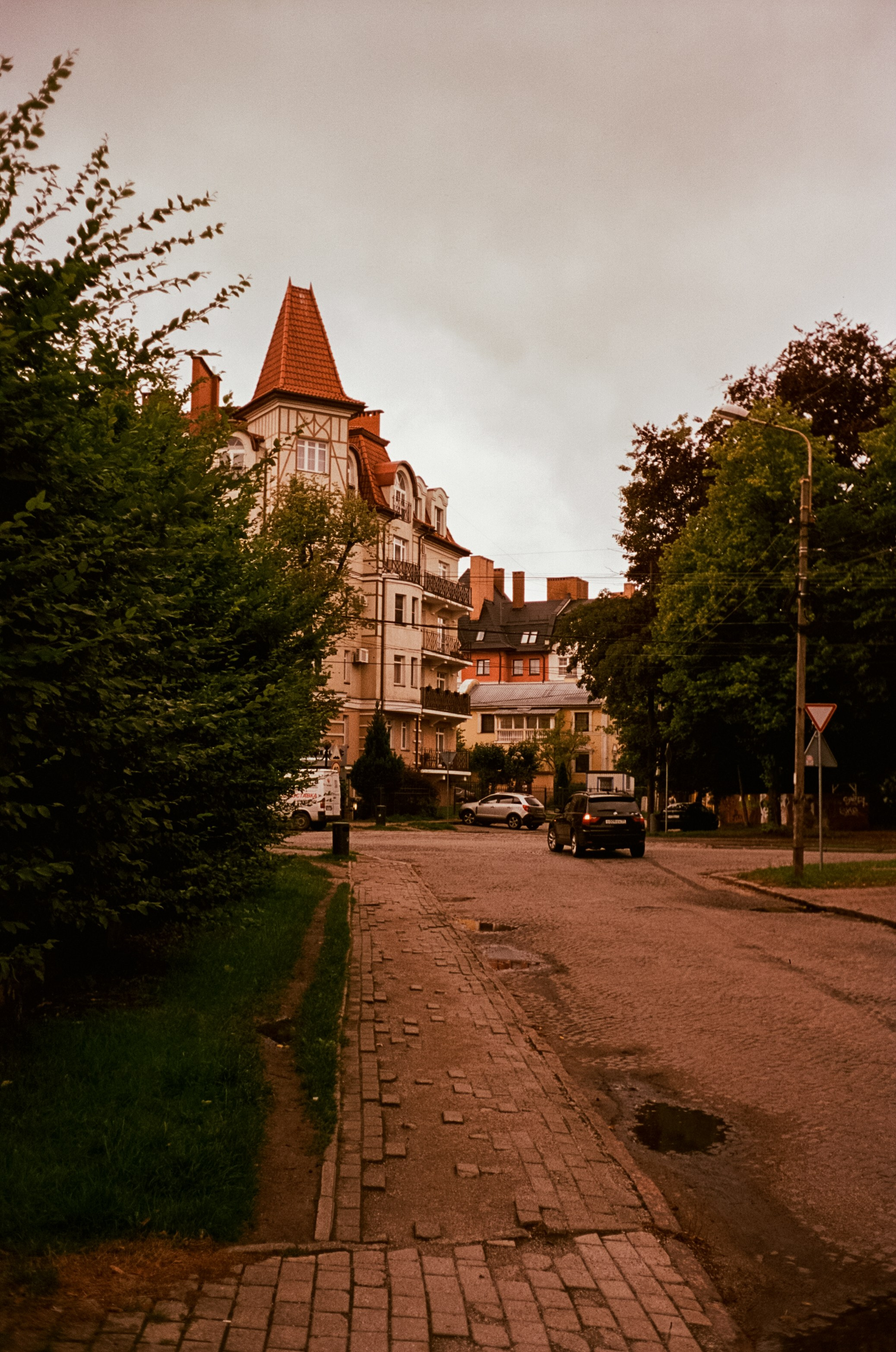 12–13 июля Калининград / Minox 35 GT (2) / Kodak Aeronega 100 (Kodak Aerocolor IV)