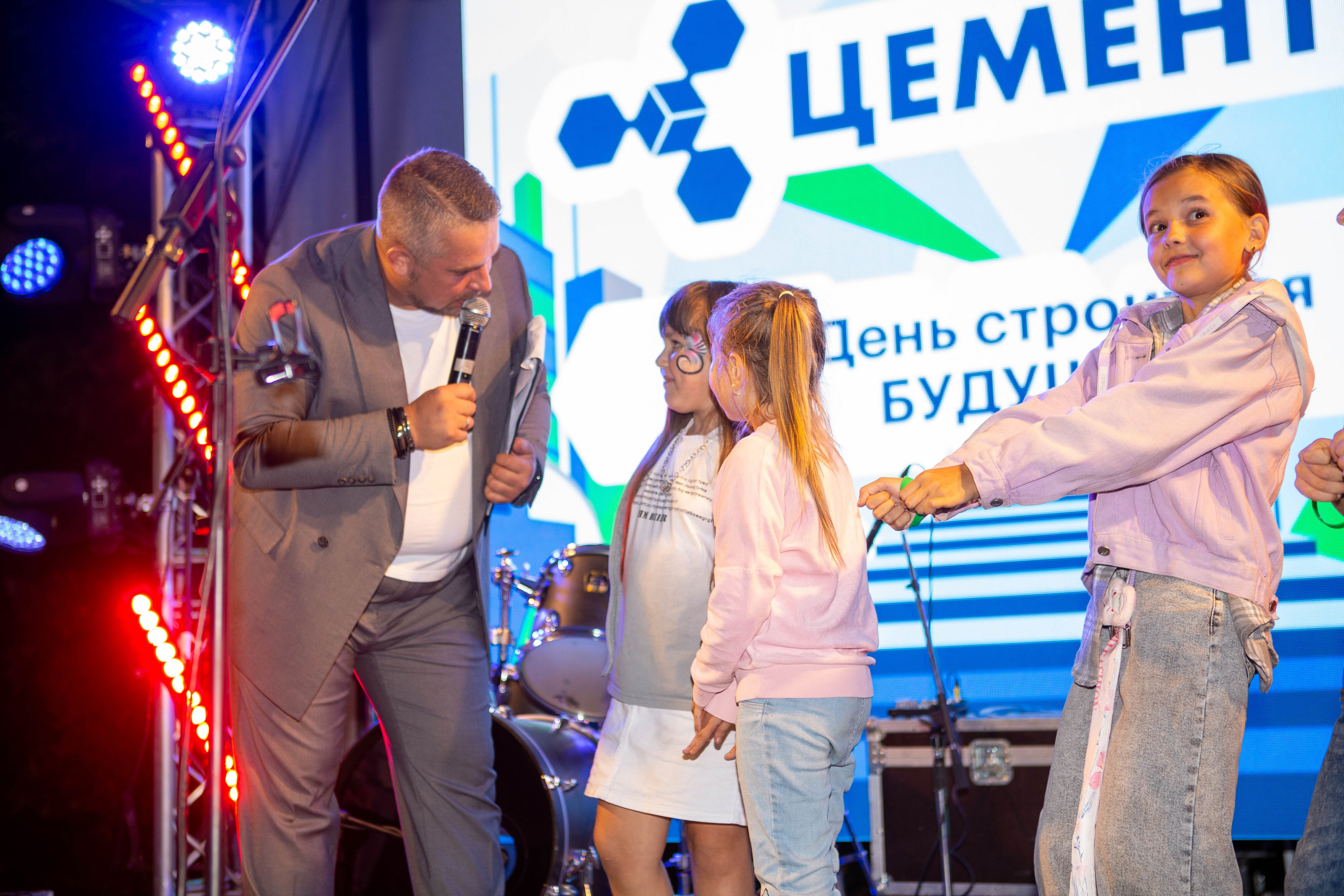 Корпоратив: «Цементиум». Свадебный и предметный фотограф Ренат Каламперов