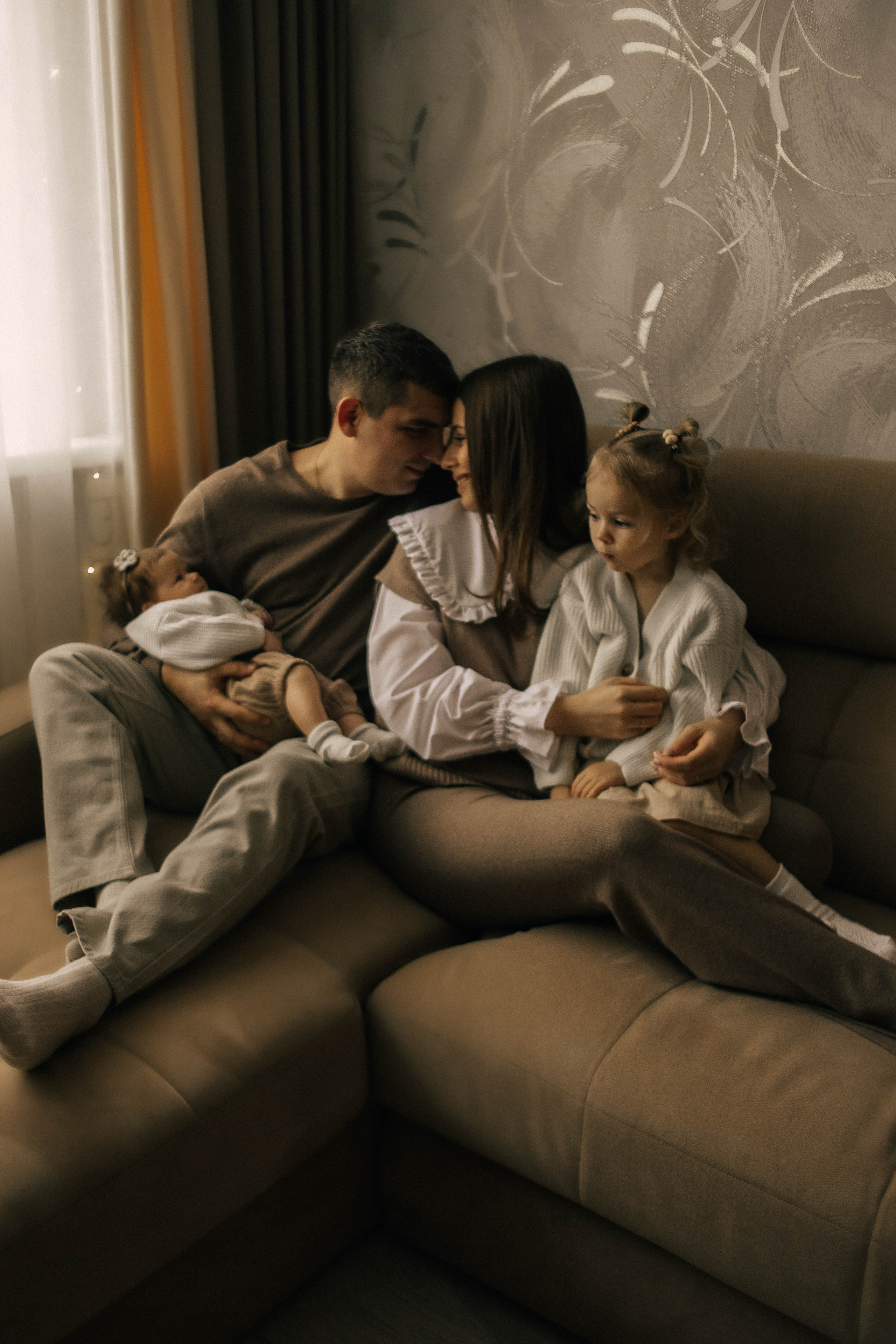 Анастасия, Андрей, Ариша и Анюта. Главная