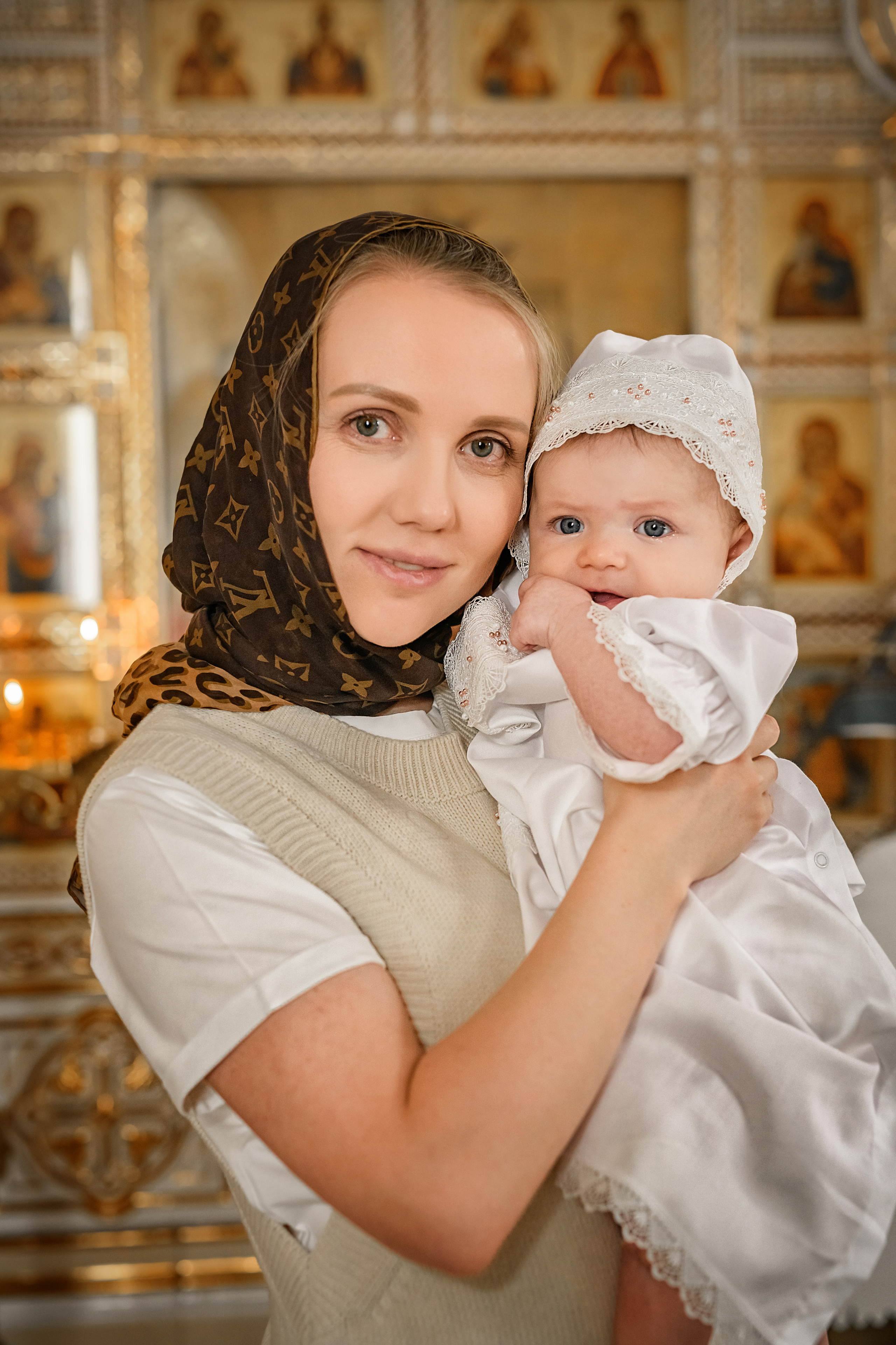 Крещение, таинство, церковь, свеча, праздник