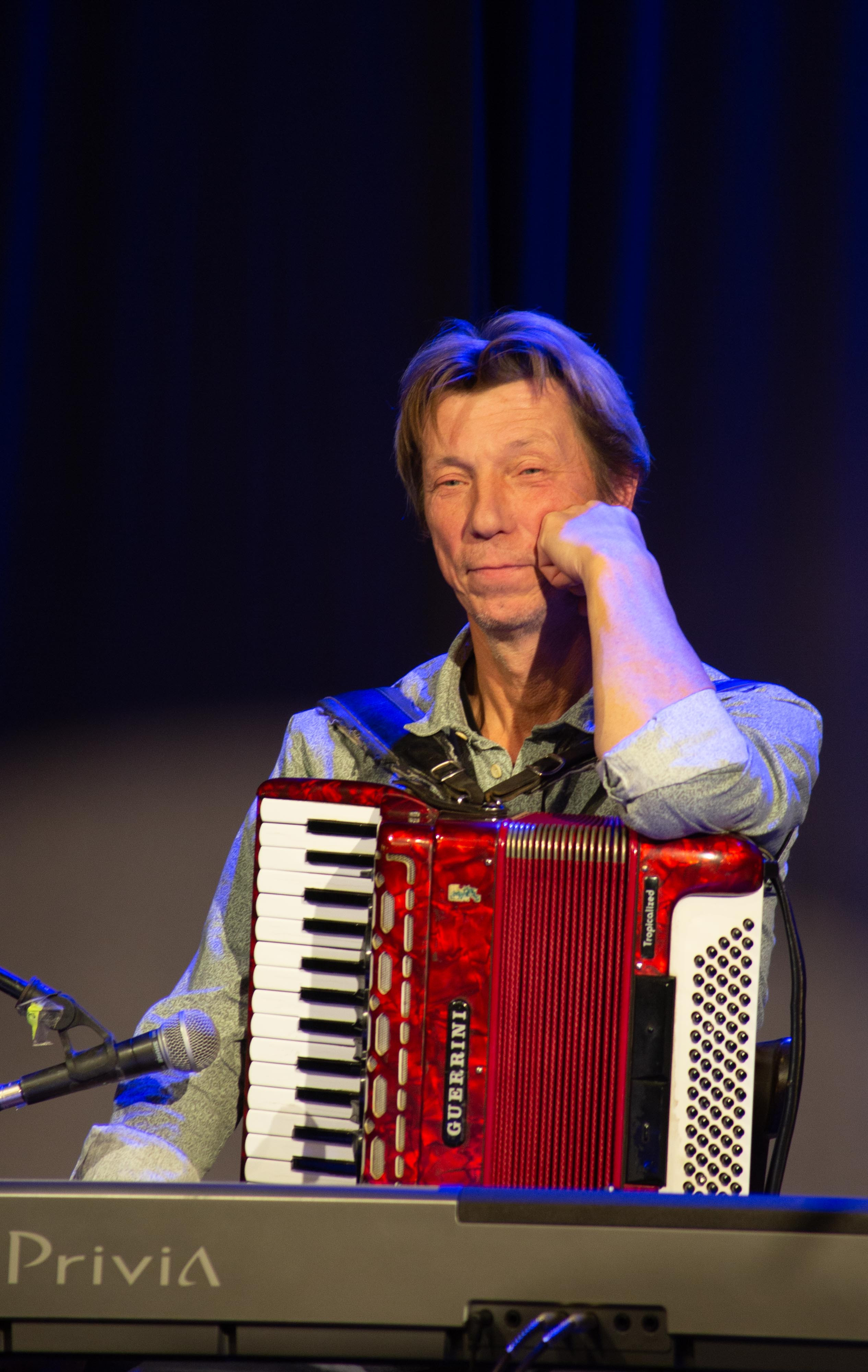 Тимур Шаов Оренбурге. 10.11.2022. Валерий Логачев. Фото, музыка, видео — для души