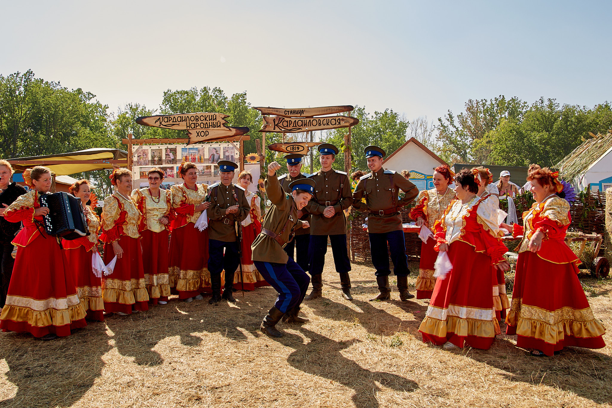 Фестиваль казачьей культуры. Илек, 03.09.2022. Валерий Логачев. Фото, музыка, видео — для души