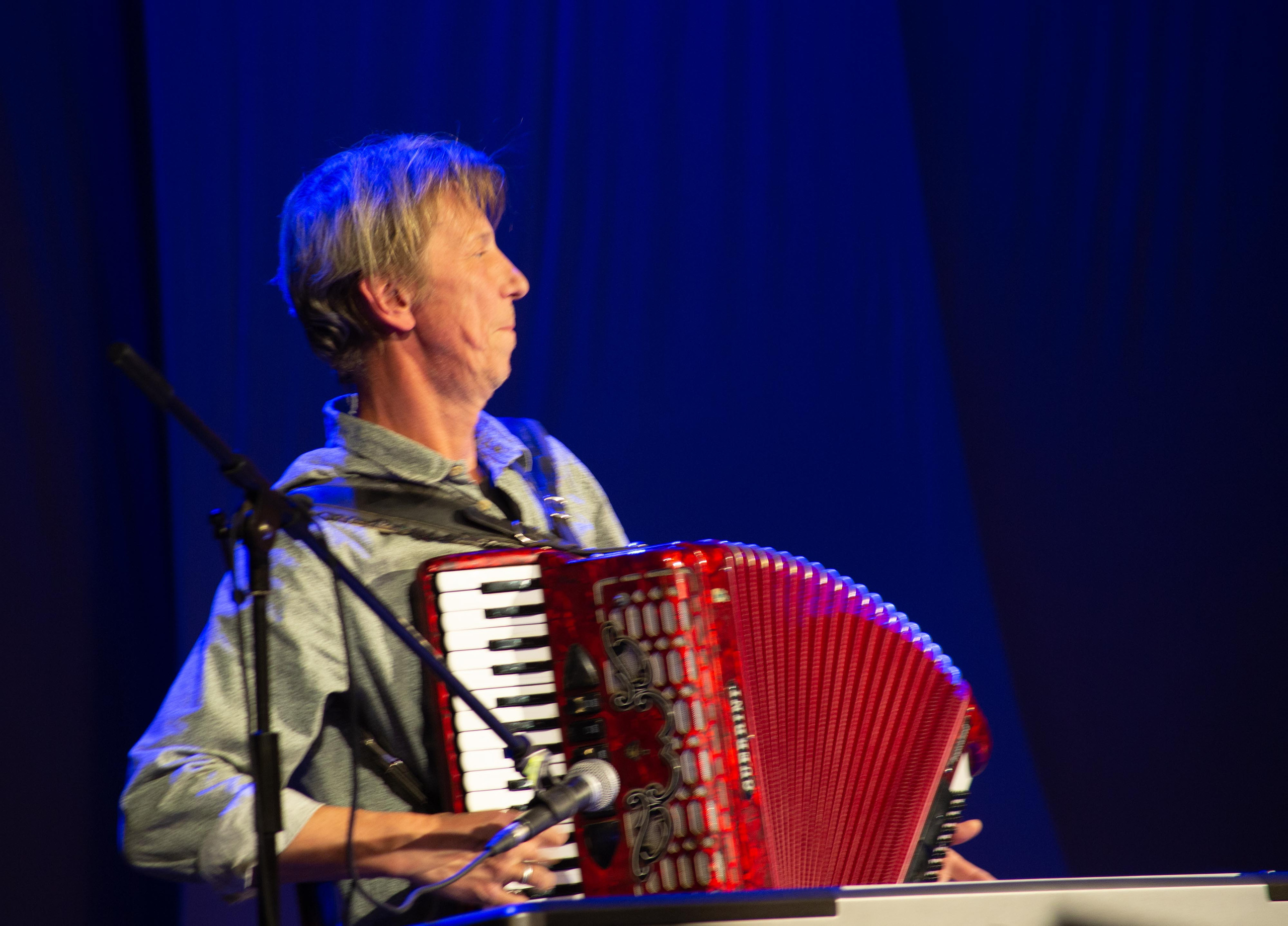 Тимур Шаов Оренбурге. 10.11.2022. Валерий Логачев. Фото, музыка, видео — для души