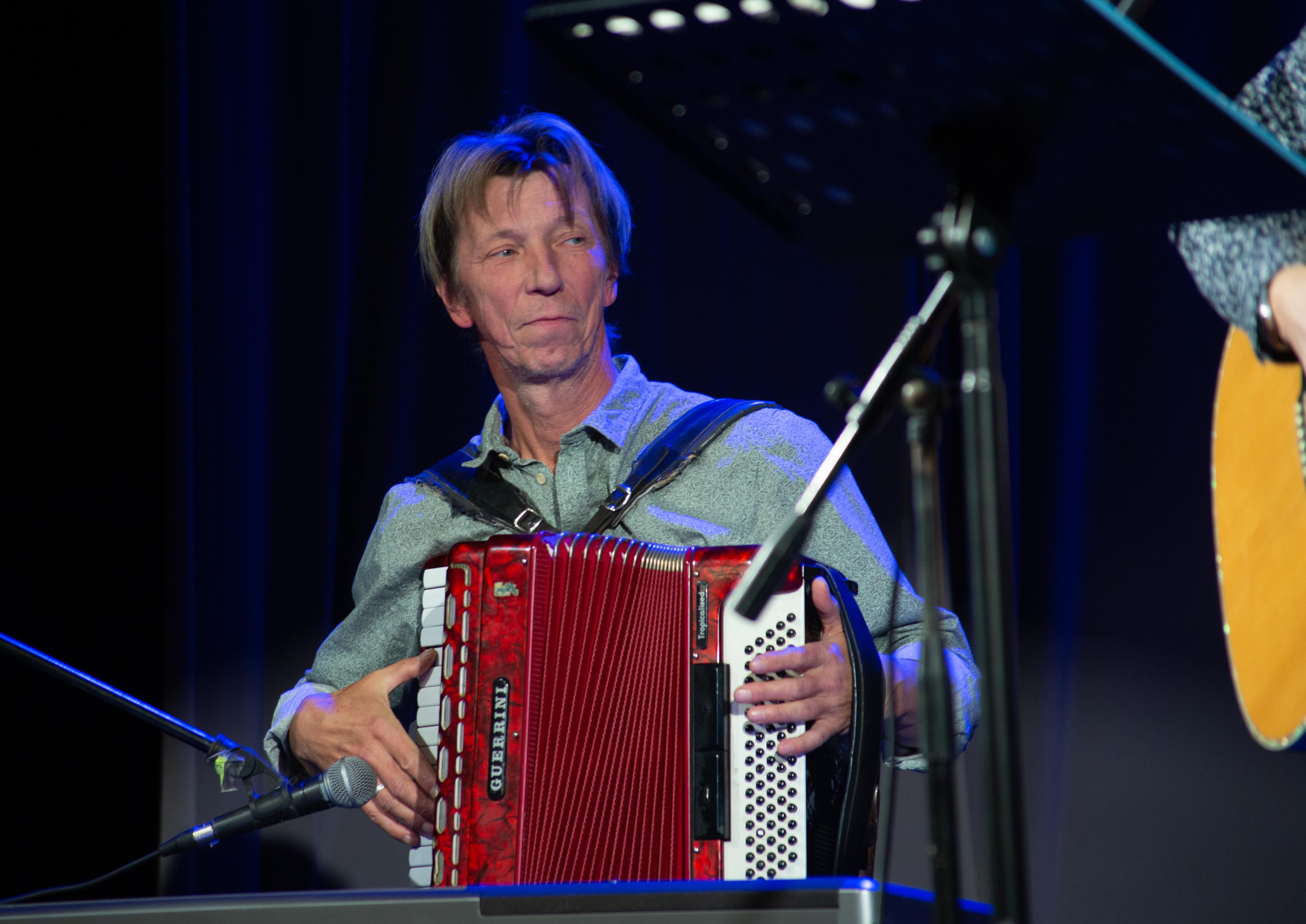 Тимур Шаов Оренбурге. 10.11.2022. Валерий Логачев. Фото, музыка, видео — для души