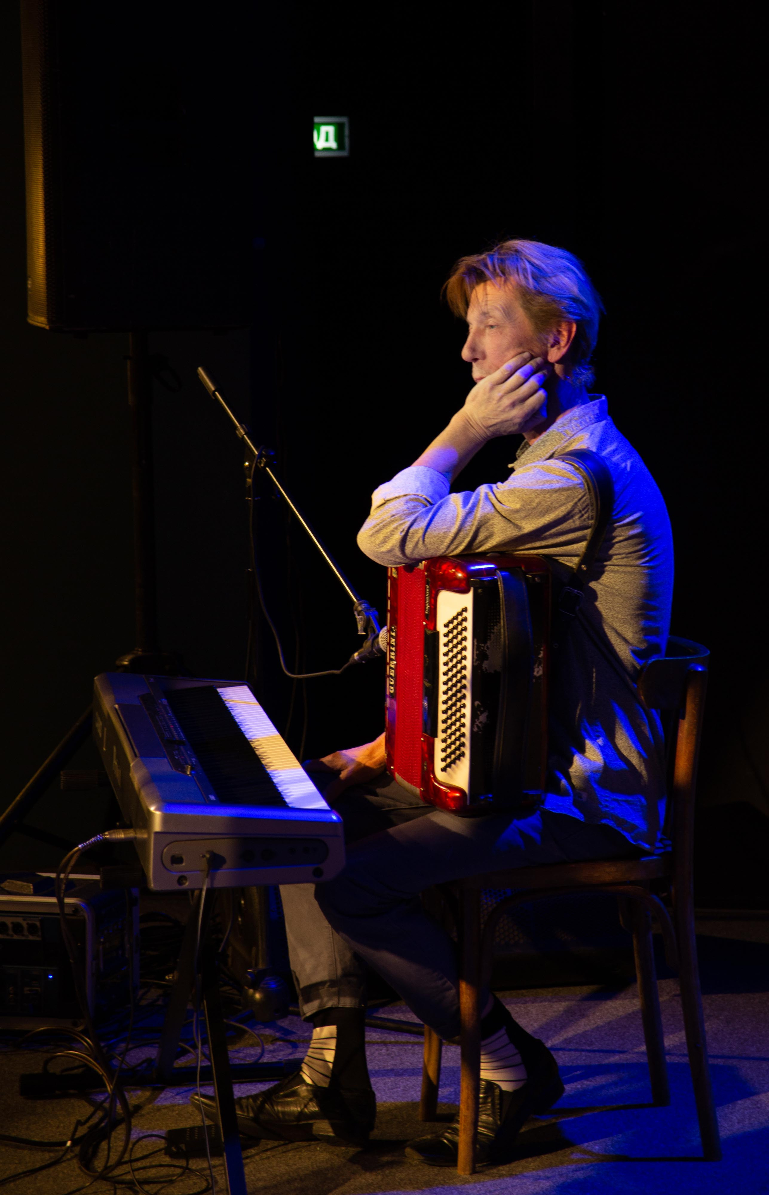 Тимур Шаов Оренбурге. 10.11.2022. Валерий Логачев. Фото, музыка, видео — для души