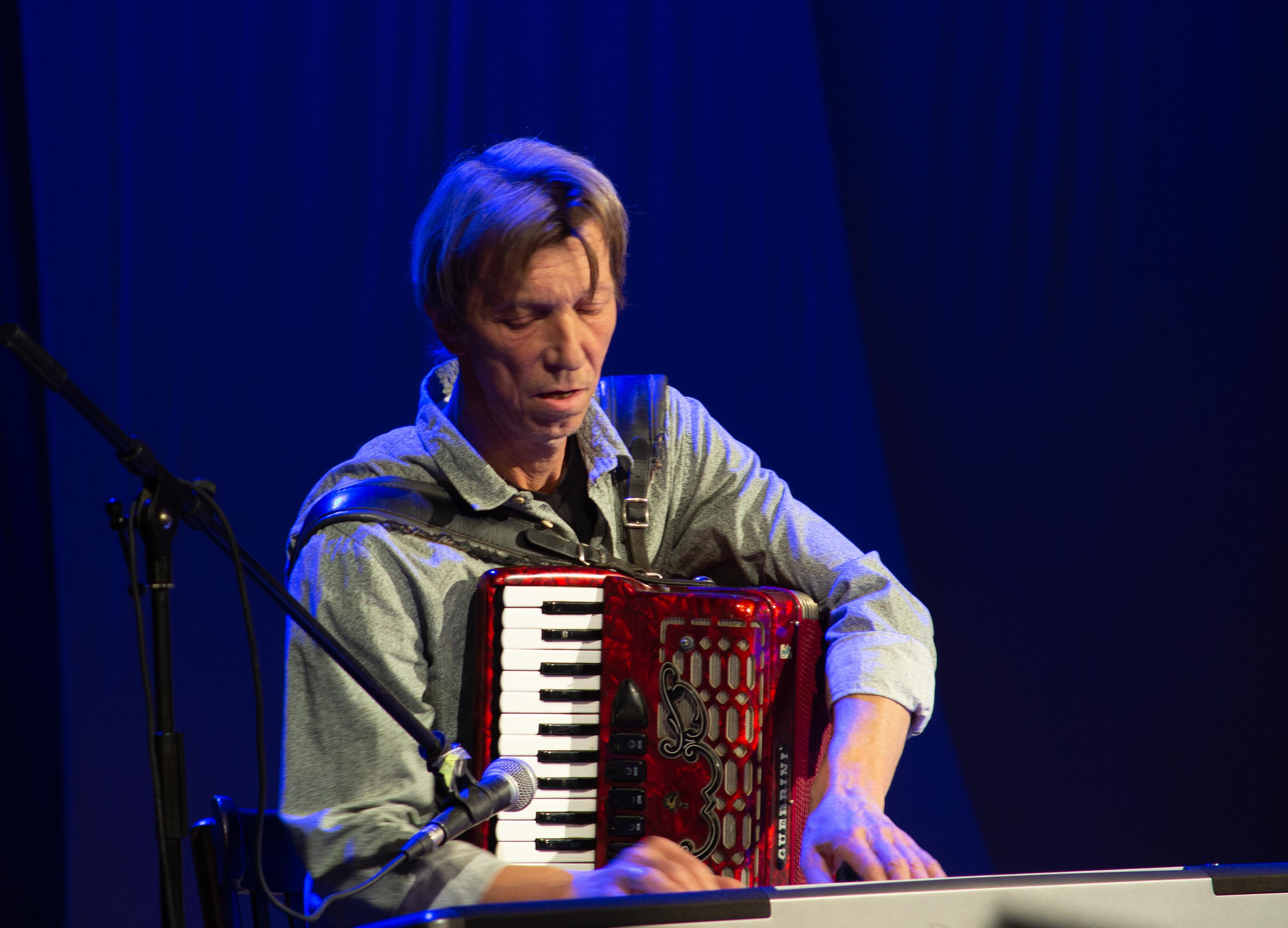 Тимур Шаов Оренбурге. 10.11.2022. Валерий Логачев. Фото, музыка, видео — для души