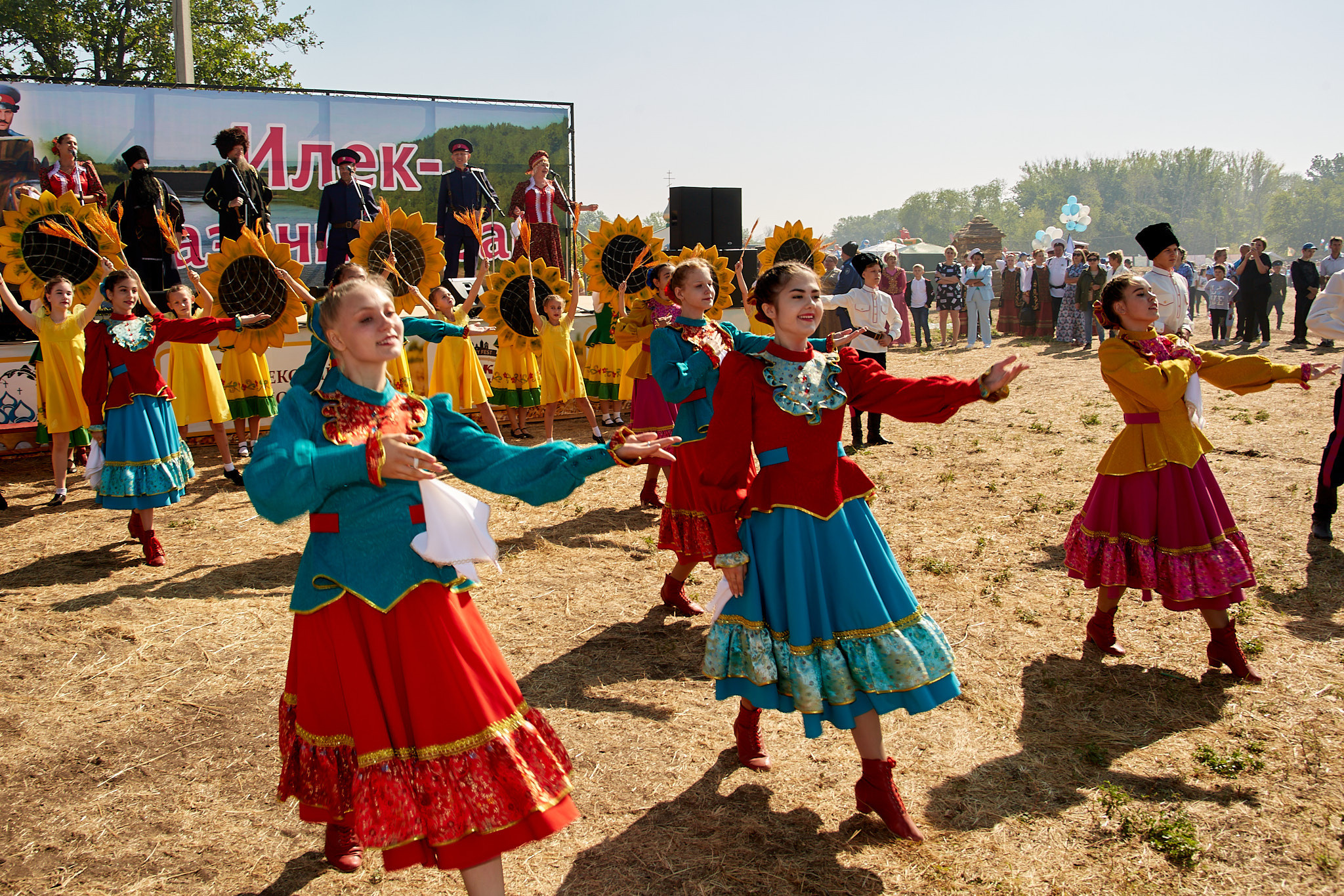 Фестиваль казачьей культуры. Илек, 03.09.2022. Валерий Логачев. Фото, музыка, видео — для души