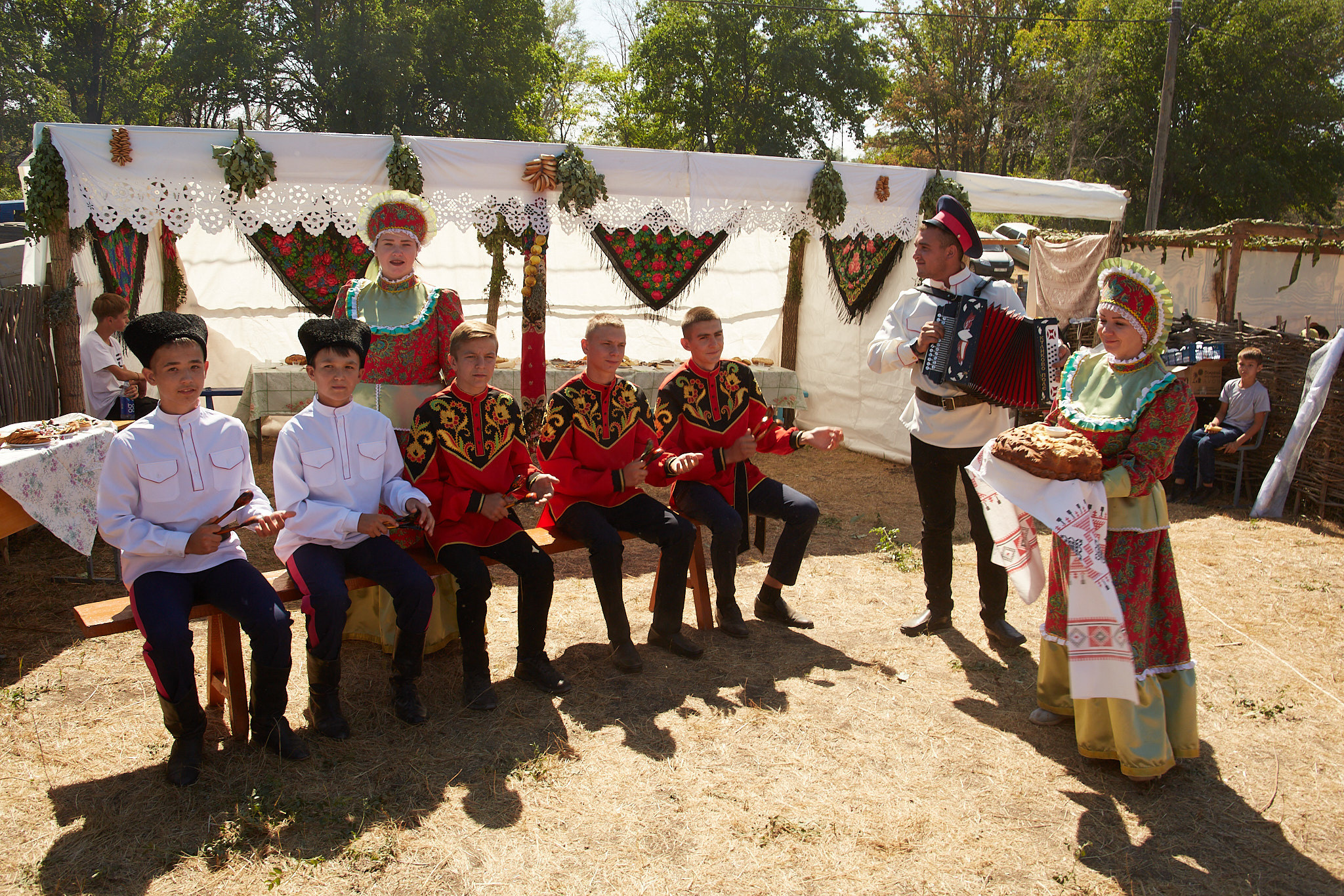 Фестиваль казачьей культуры. Илек, 03.09.2022. Валерий Логачев. Фото, музыка, видео — для души