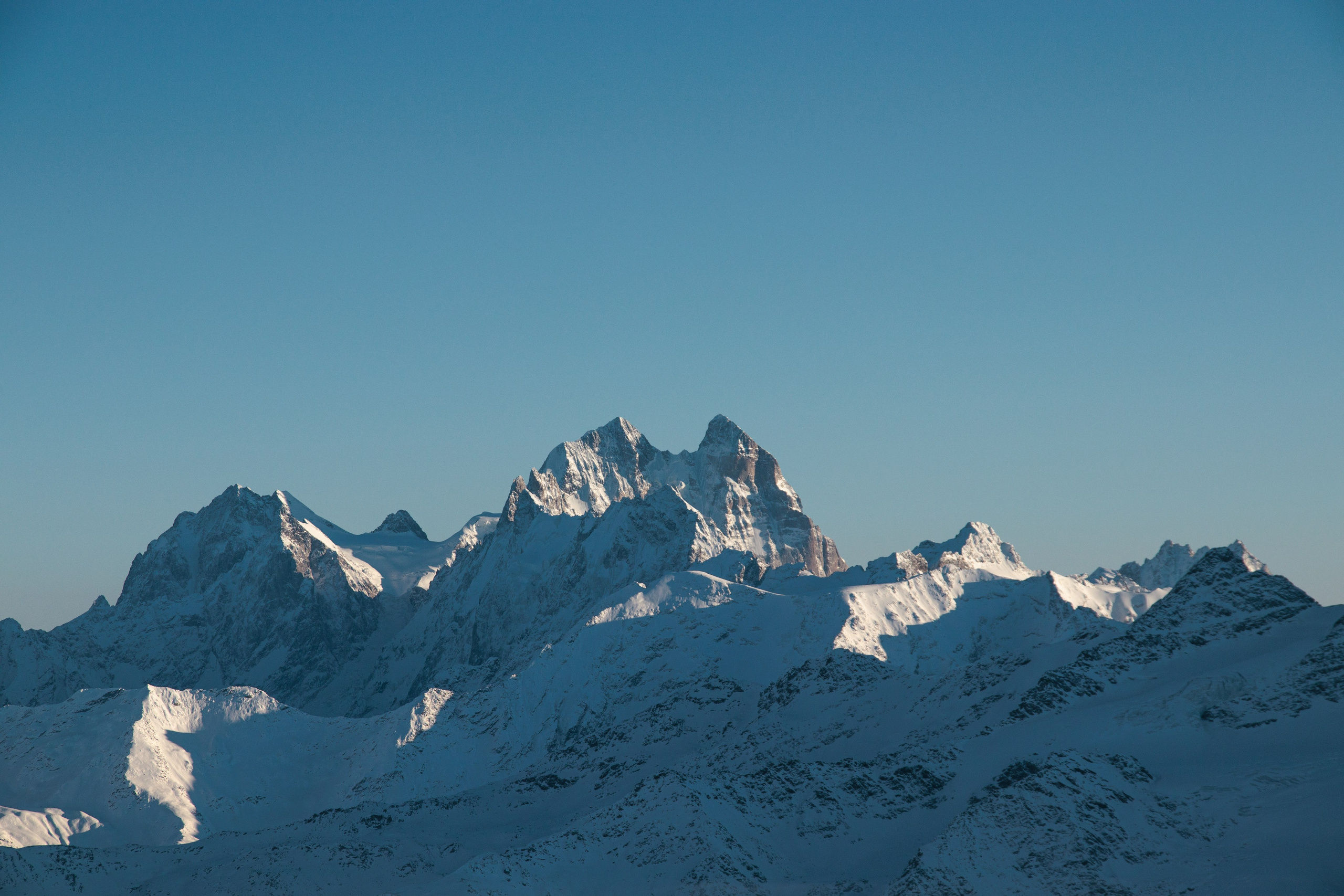 Эльбрус / зима. Фотограф на трекинг и восхождение Эльбрус, Приэльбрусье. Елизавета Бобок