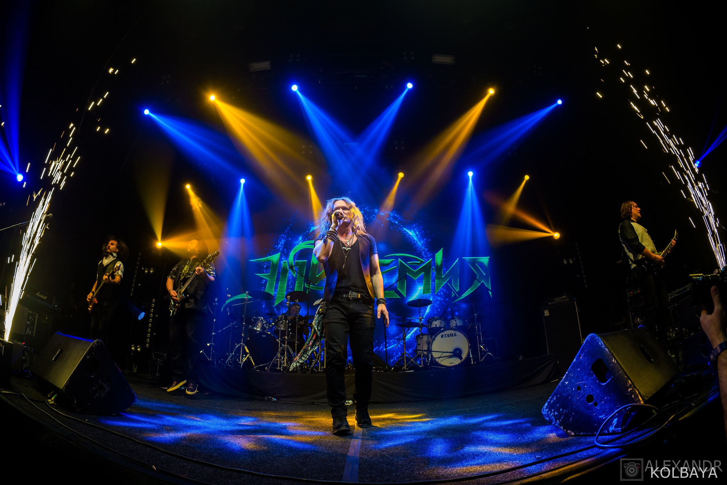 Эпидемии 29 лет — концерт в день рождения. Концертный и театральный репортажный фотограф в Москве Александр Колбая