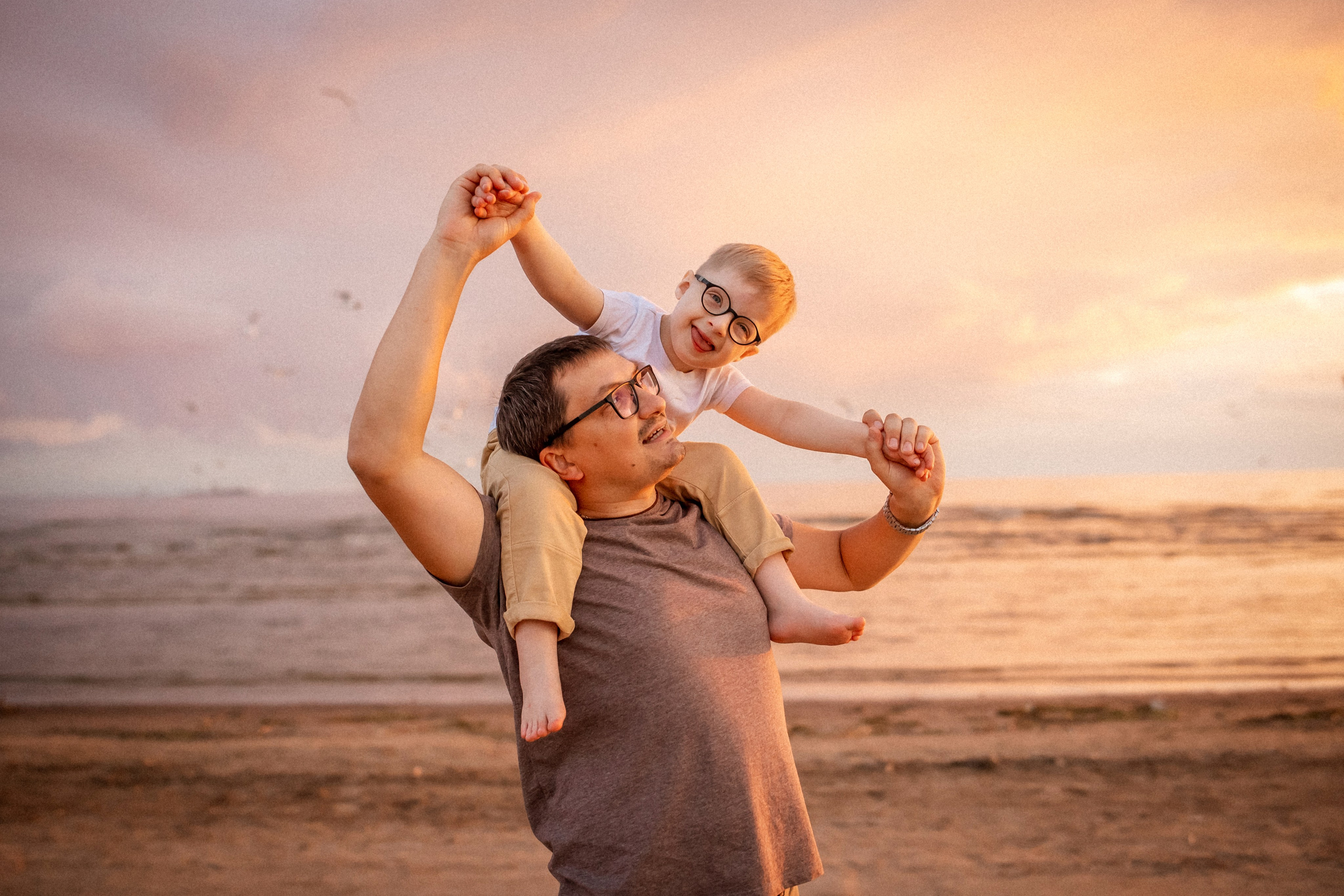 Юра, Марина и Саша. Свадебный и семейный фотограф в Санкт- Петербурге