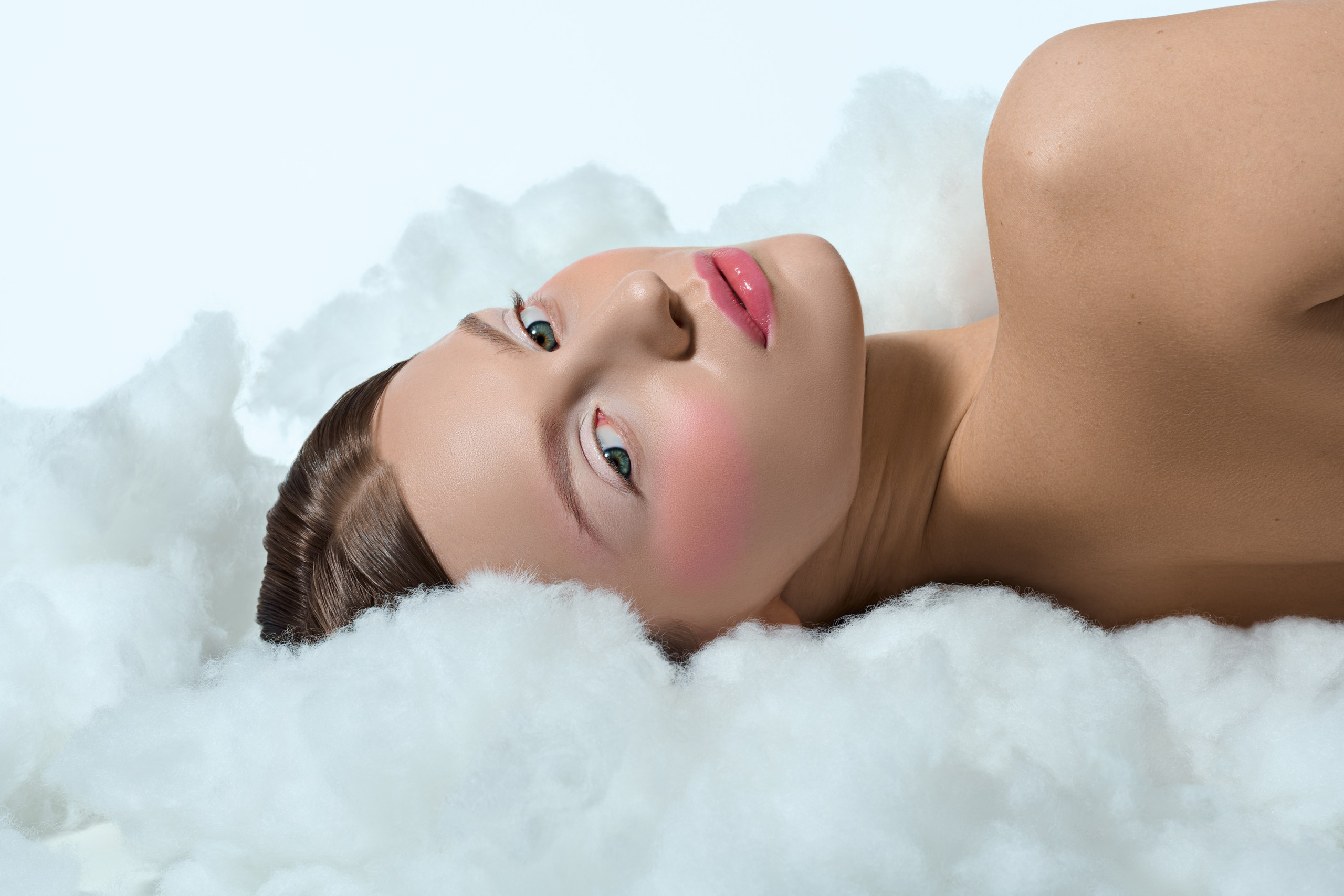 Идея/организация: Анастасия Шевченко (@eisha.ph), Екатерина Сажина (@makeup_sazhina) Фотограф: Анастасия Шевченко (@eisha.ph) Визажист/стилист по прическам: Екатерина Сажина (@makeup_sazhina) Ассистент визажиста: Анастасия Макарова (@makarova.nastacia) Модели: Марина Першина (@pershina_nn) Ретушь: Ekaterina Pasmurina (@katyretouch)