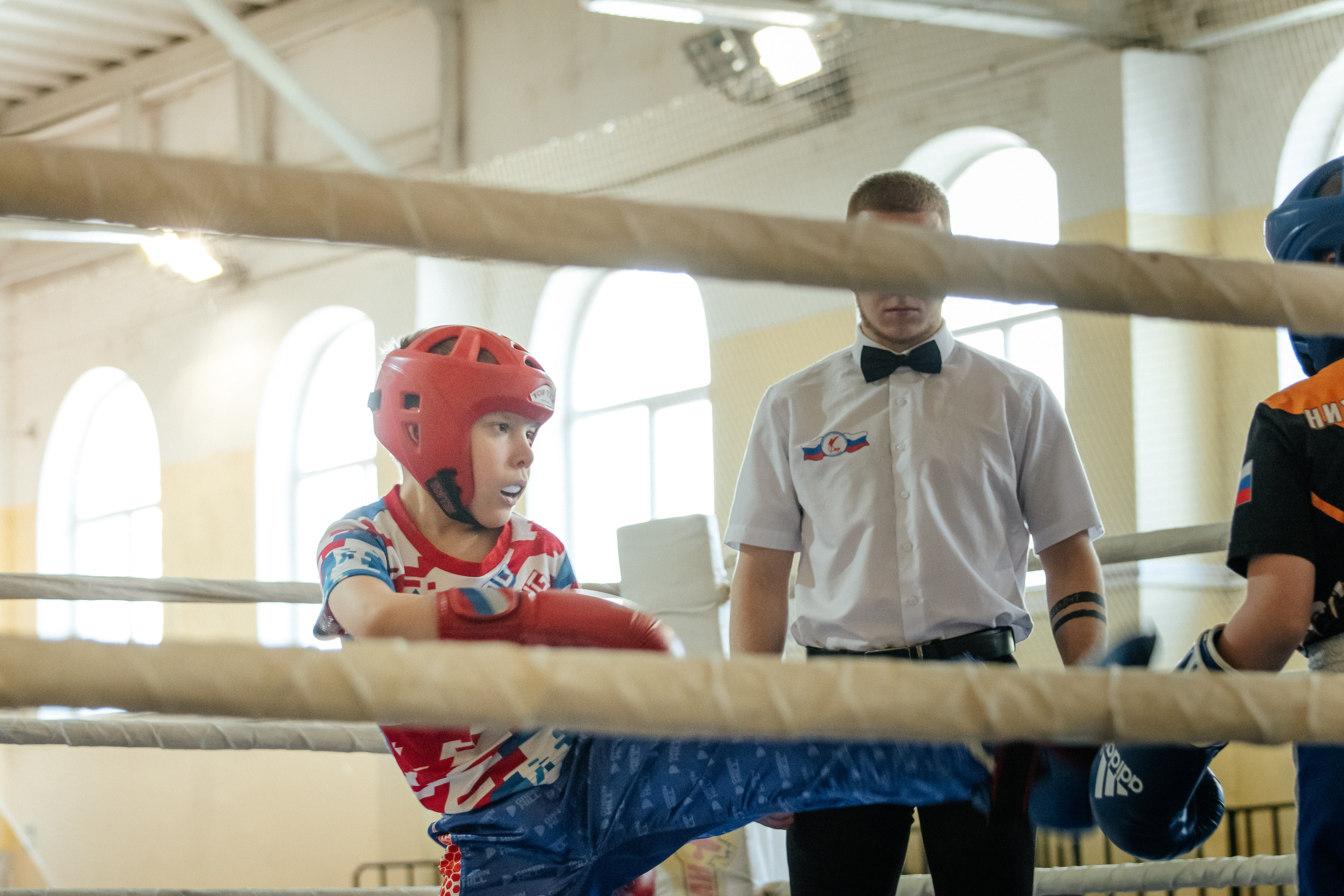 Кикбоксер на ринге