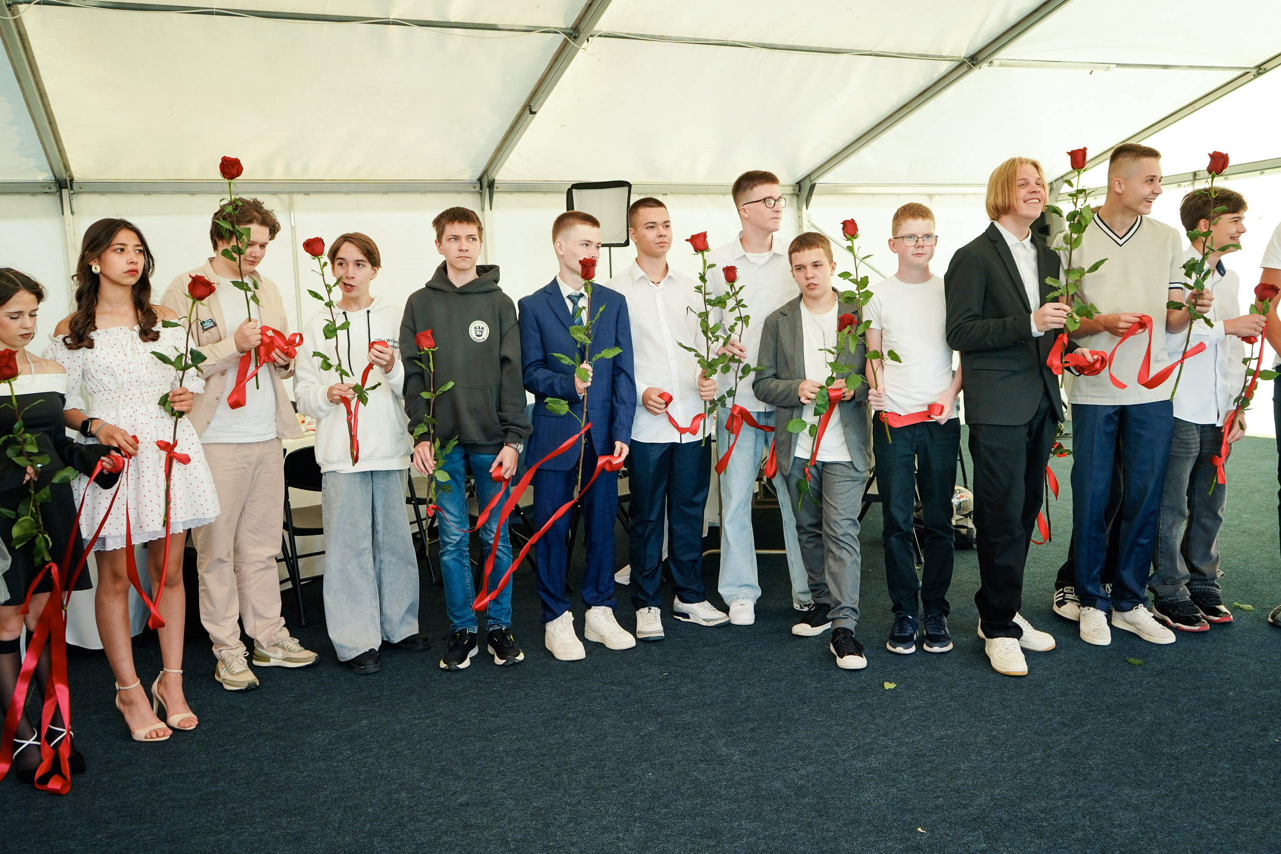 Выпускной 9 класса школа 19 в Коматек. Семейный и портретный фотограф в Екатеринбурге Анна Лобанова