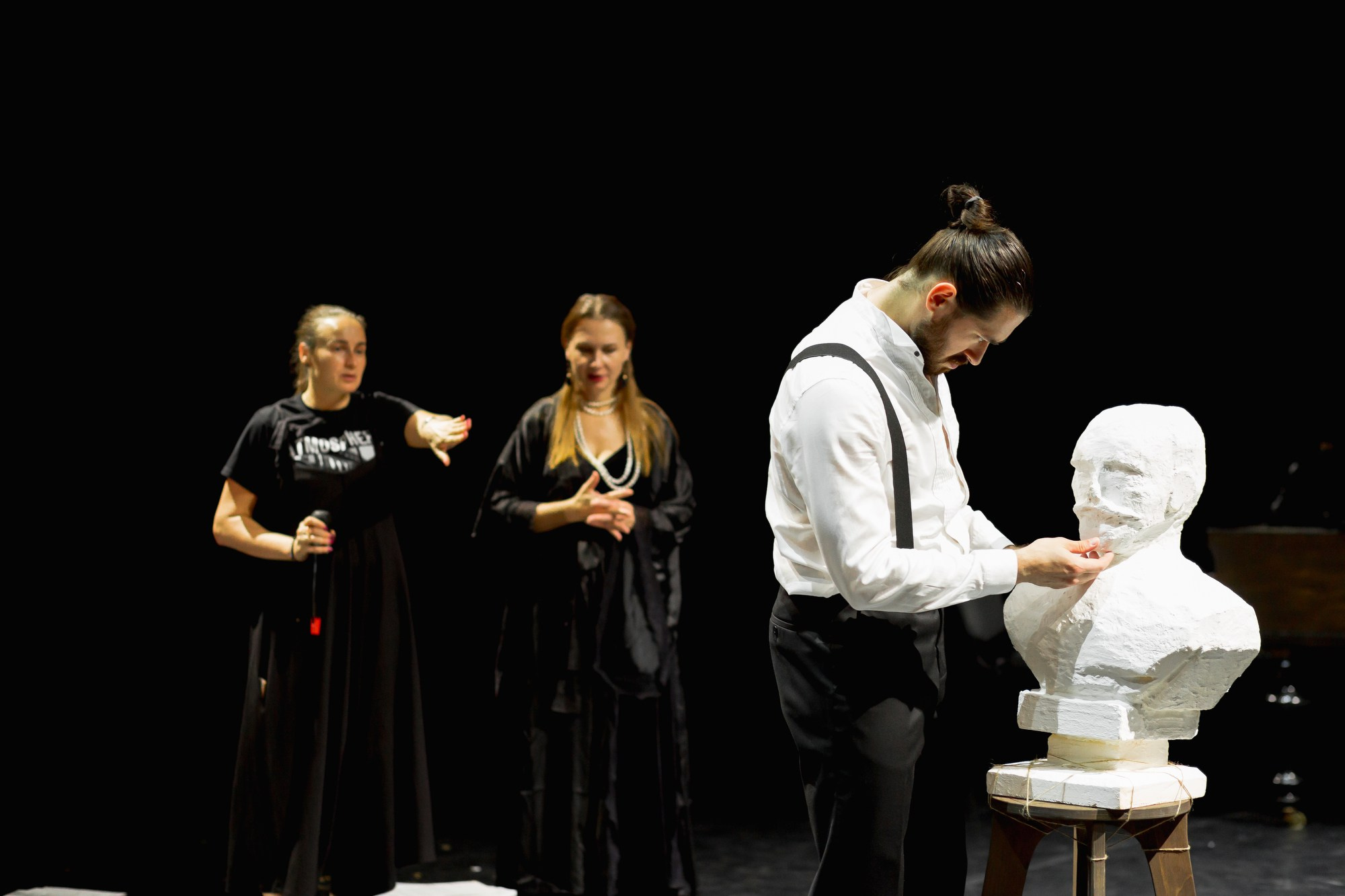 Спектакль Приглушенные голоса в Театре Эрмитажа (+репетиция). Семейный и портретный фотограф в Санкт-Петербурге Андрей Воробьев