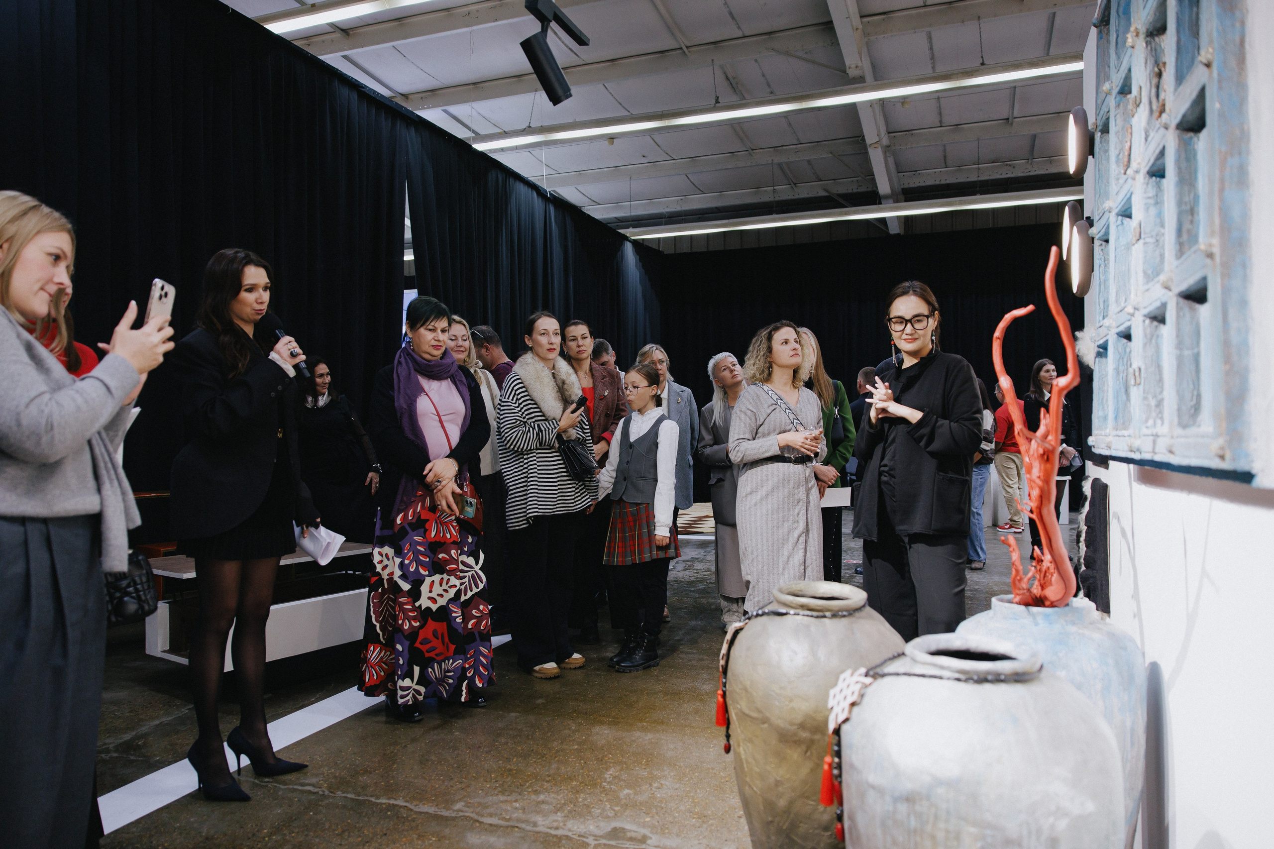 Выставка СТО ВЕЩЕЙ В ИНТЕРЬЕРЕ. Фотограф Иркутск Антипин Сергей