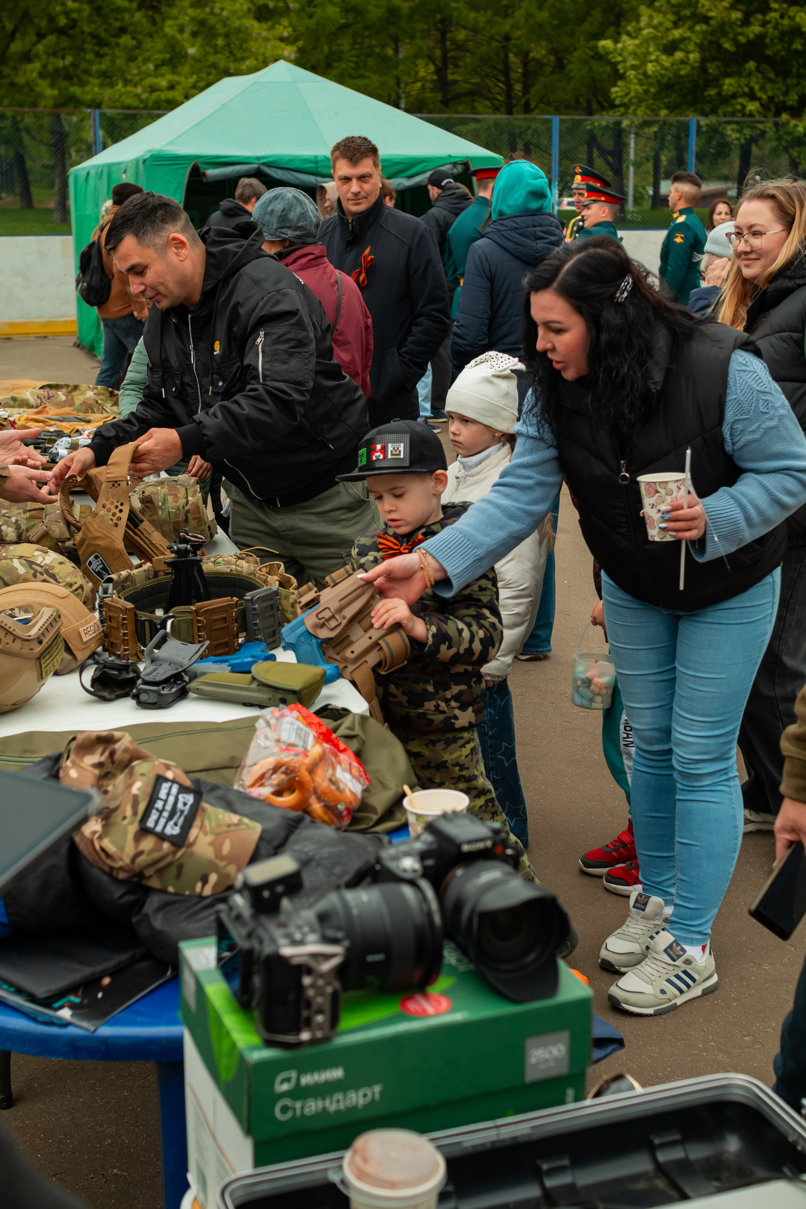 Репортаж с 9 мая 2025 года, День Победы! ВАО Москва. Фотограф Илья Варакин