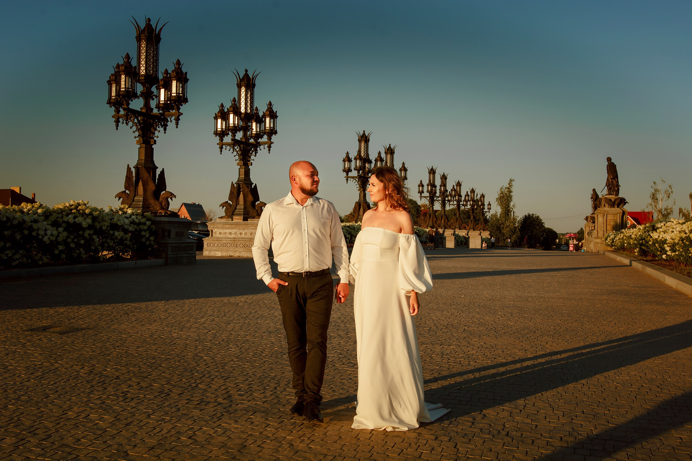 Свадебная фотосъемка у Замка Гарибальди. Фотограф Оксана Сафонова г. Тольятти