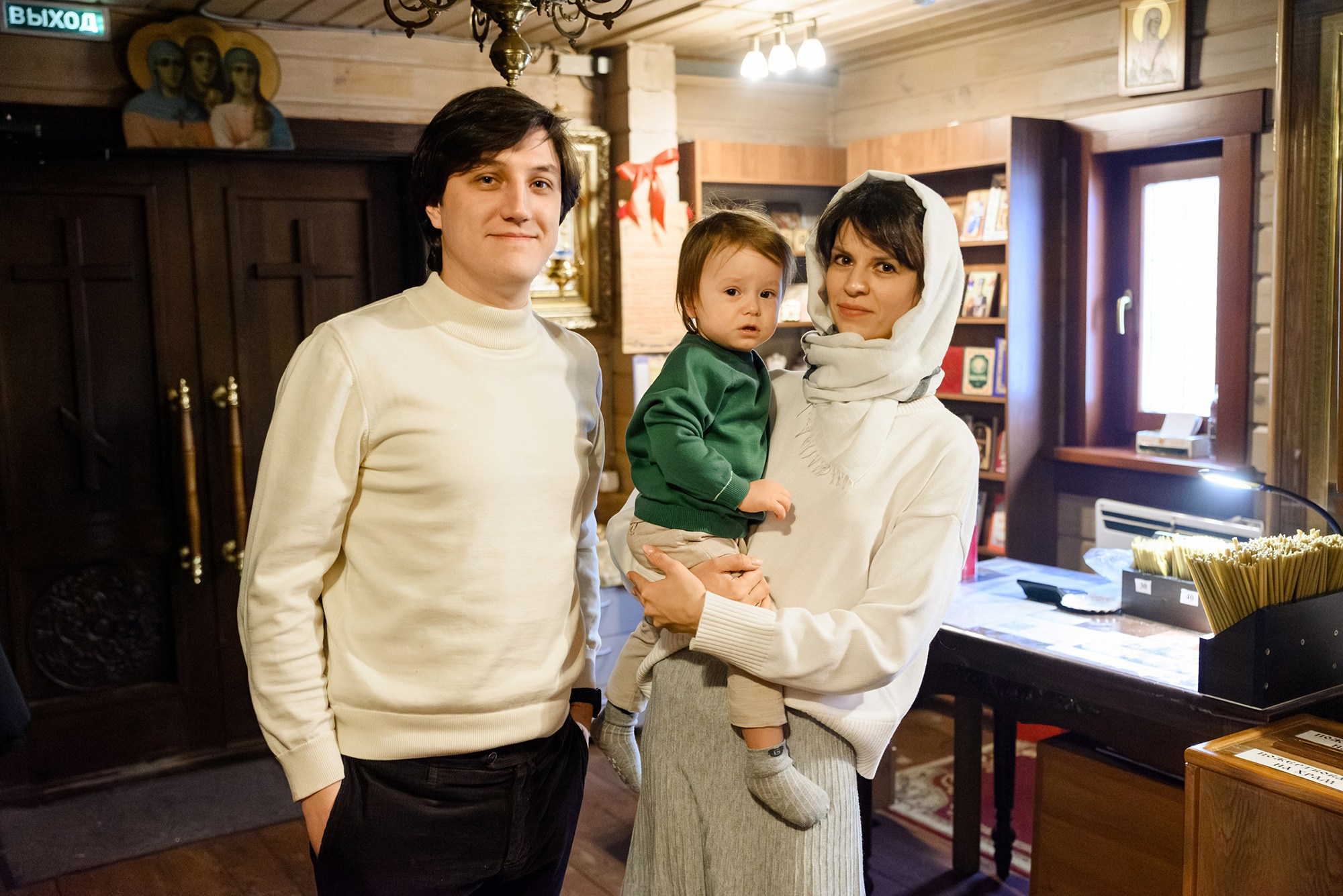 Крещение в Храме имени святых благоверных князей Бориса и Глеба. Константин Солодянкин — свадебный и репортажный фотограф в Екатеринбурге и Верхней Пышме