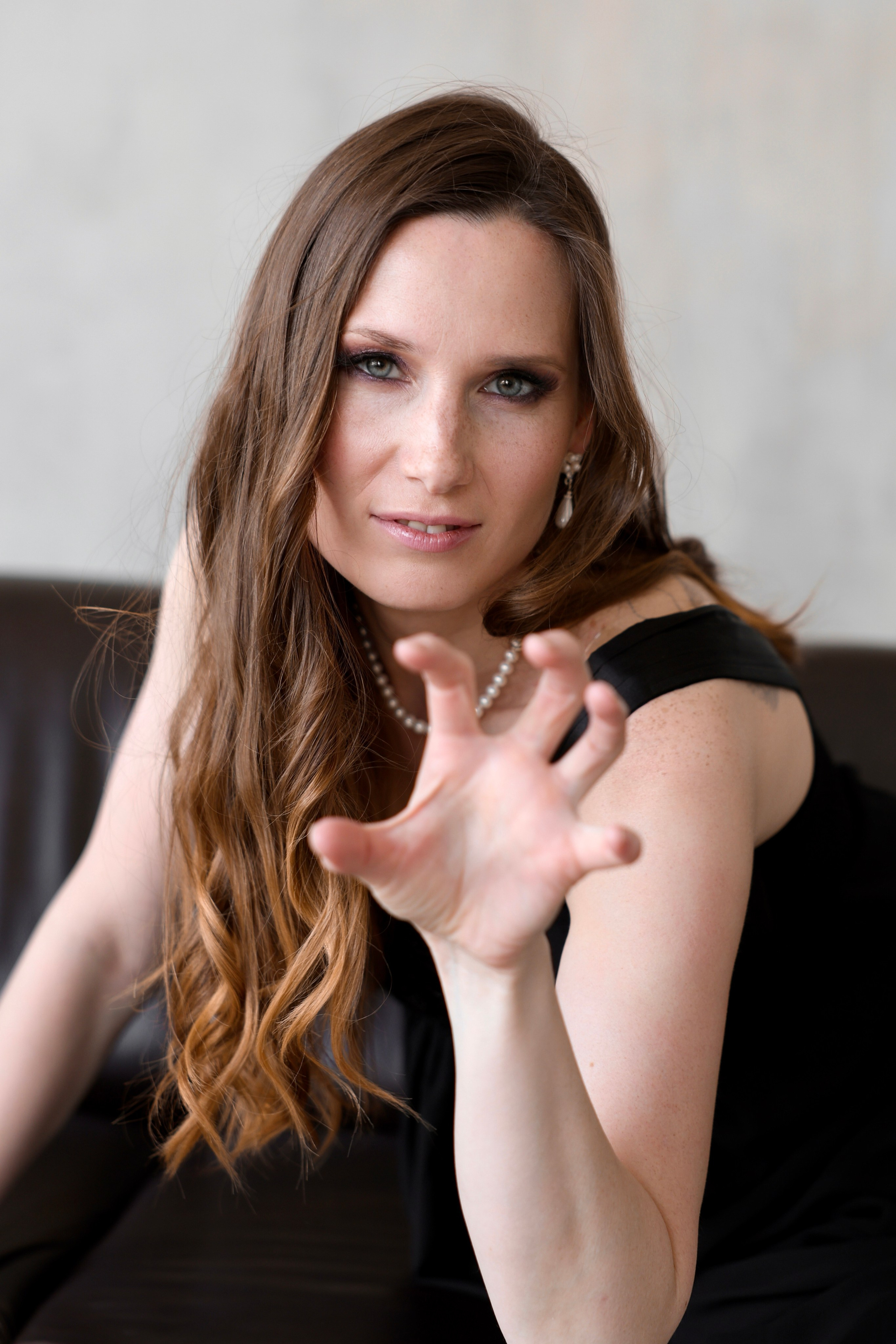 Профессиональный фотограф в Подольске Екатерина Тимофеева. Индивидуальная фотосессия в фотостудии в Подольске. Фотограф Екатерина Тимофеева в Подольске. Индивидуальная фотосессия в фотостудии. Свадебные и семейные фотосессии