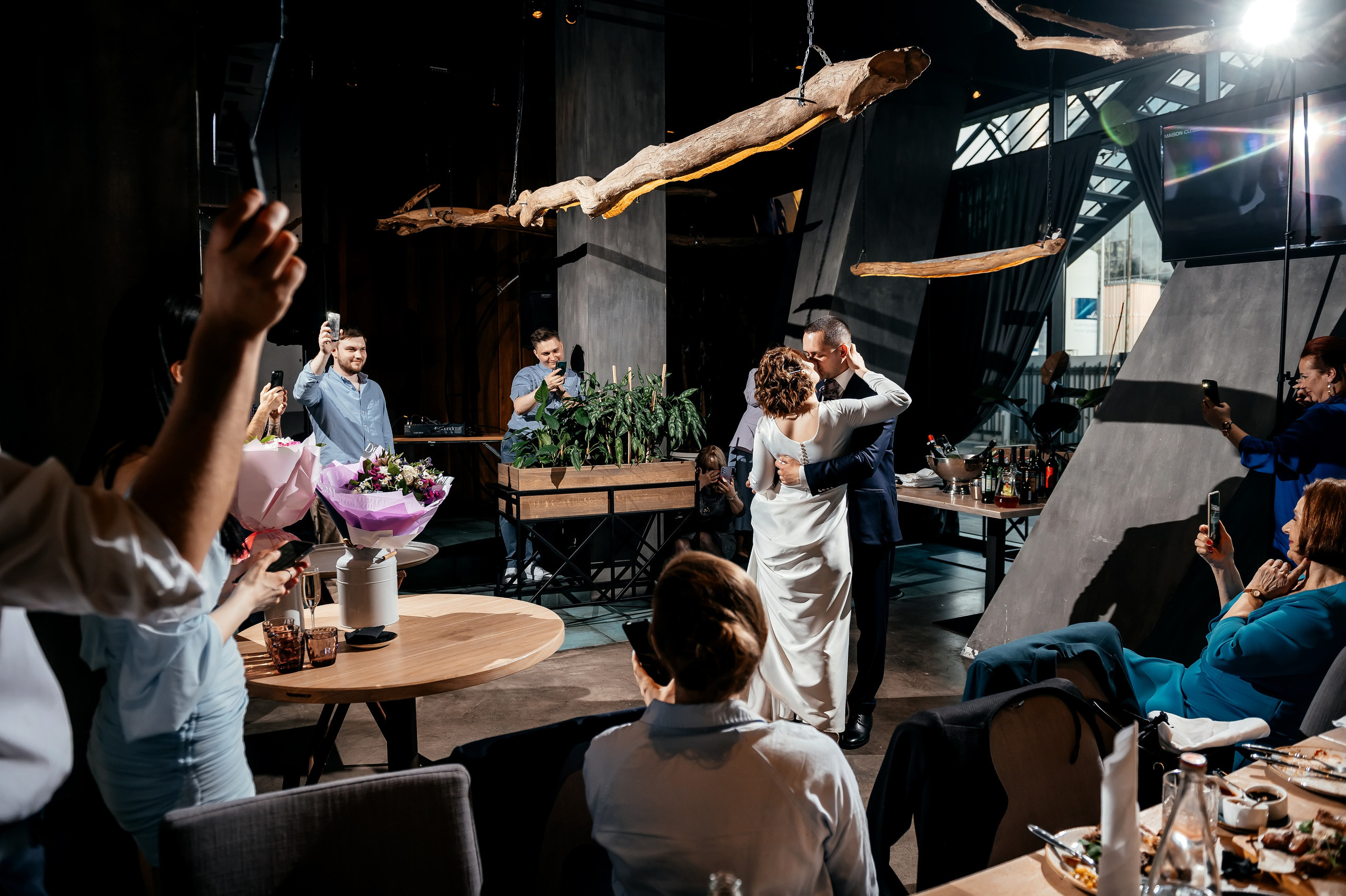 Завод Арма, ресторан ГРЮТ. Свадьба. Свадебный и семейный фотограф Виктория Носачёва. Щелково, Москва и МО