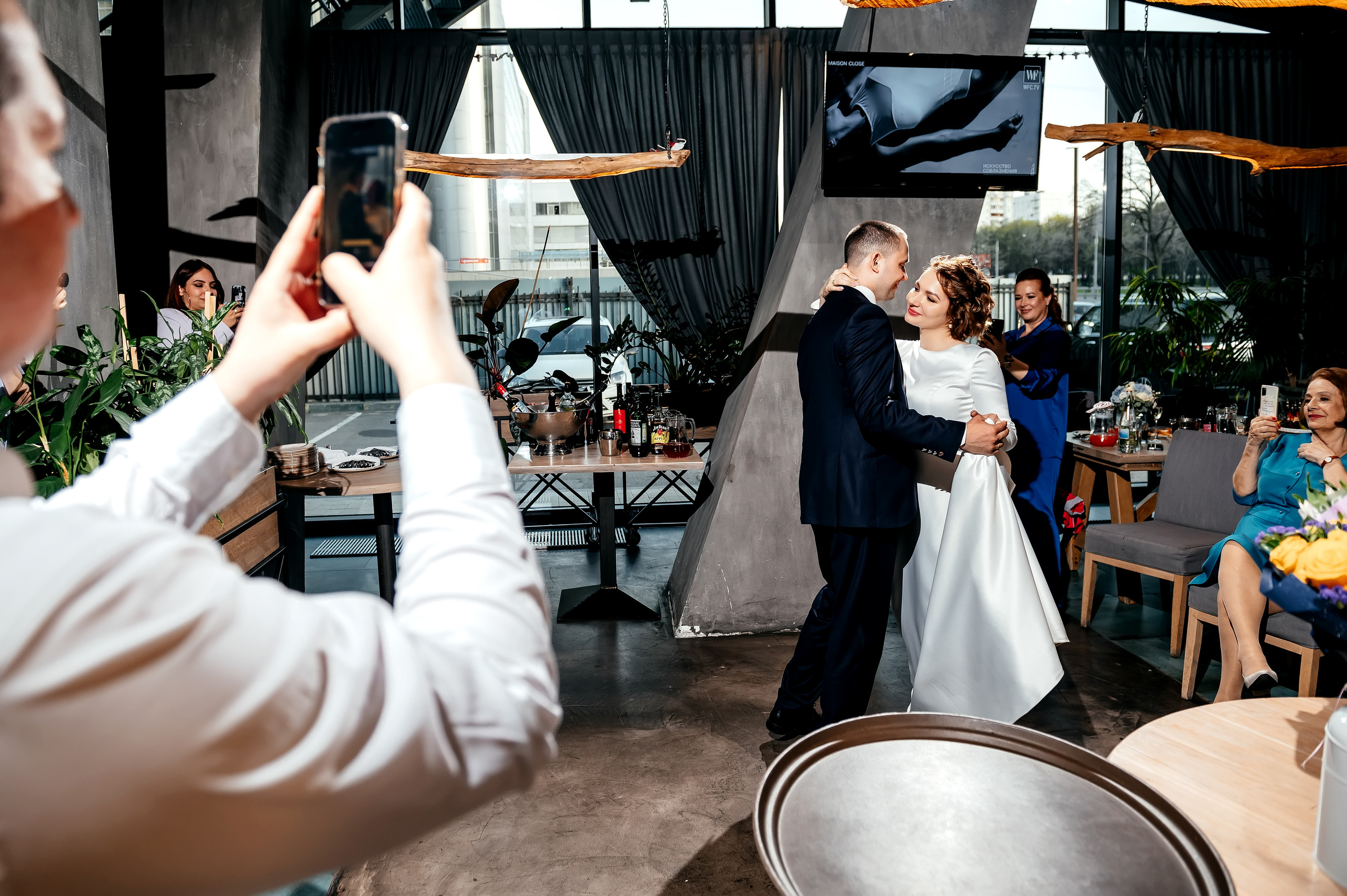Завод Арма, ресторан ГРЮТ. Свадьба. Свадебный и семейный фотограф Виктория Носачёва. Щелково, Москва и МО