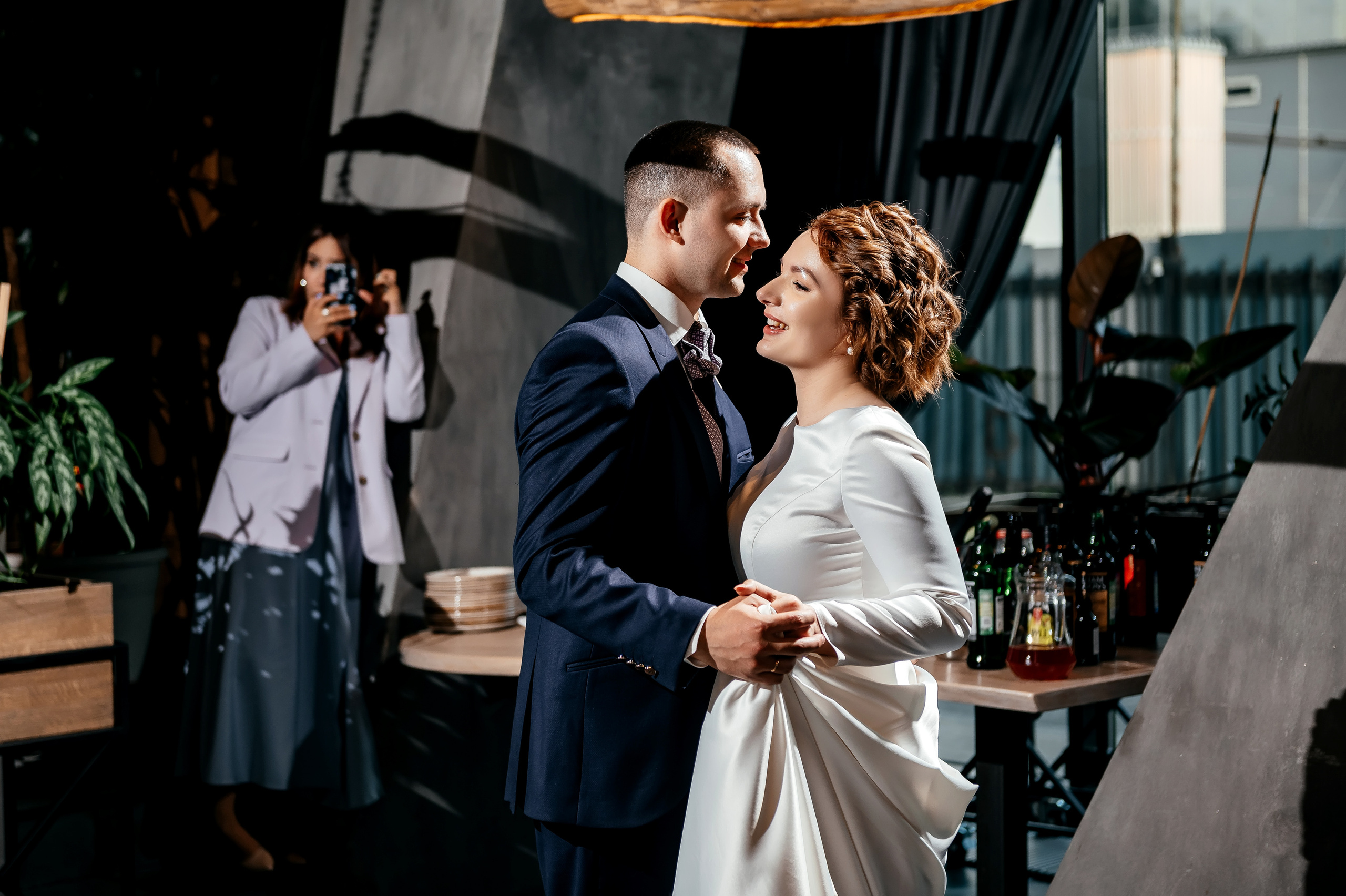 Завод Арма, ресторан ГРЮТ. Свадьба. Свадебный и семейный фотограф Виктория Носачёва. Щелково, Москва и МО