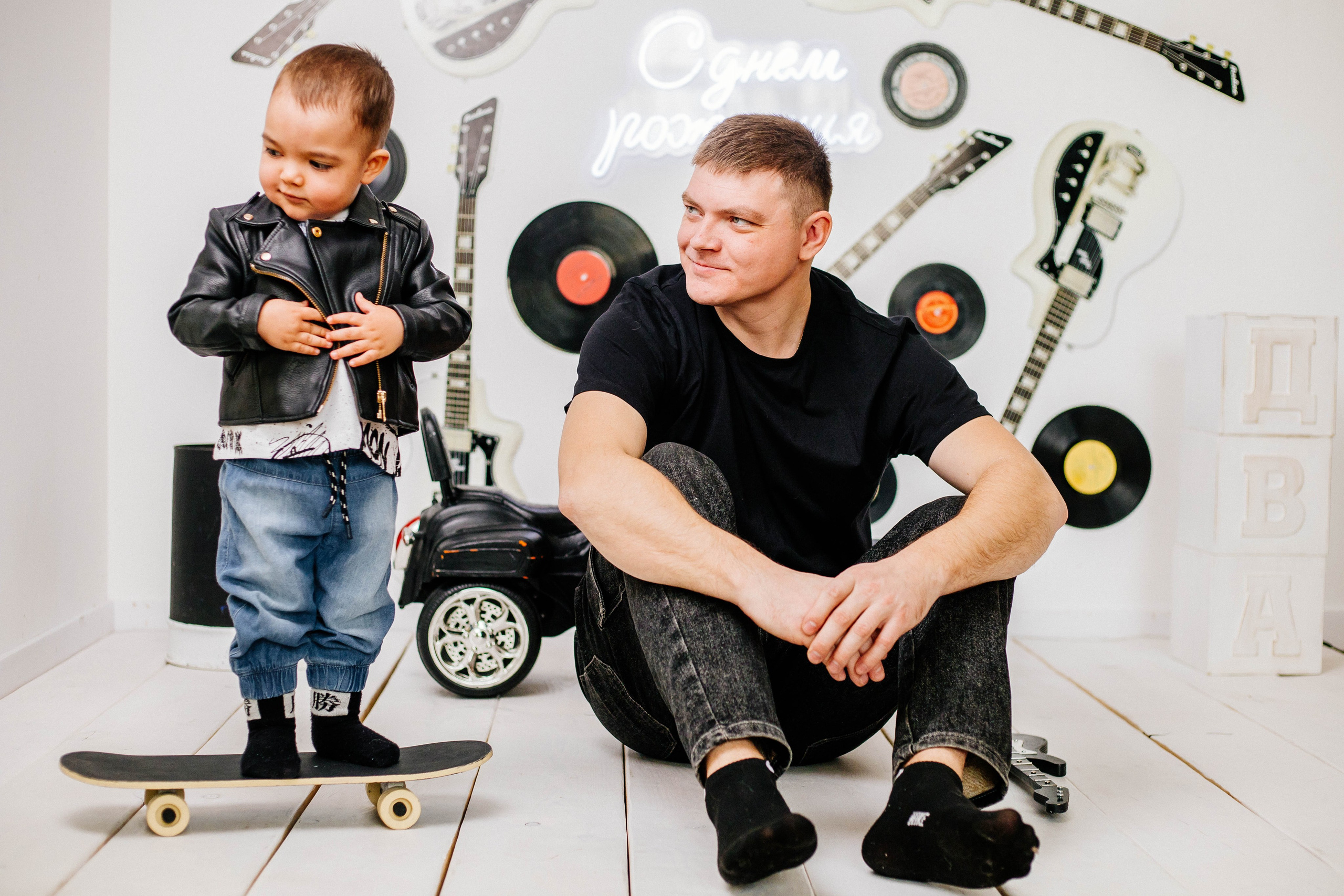 Лев с семьей. Рыжова Тамара