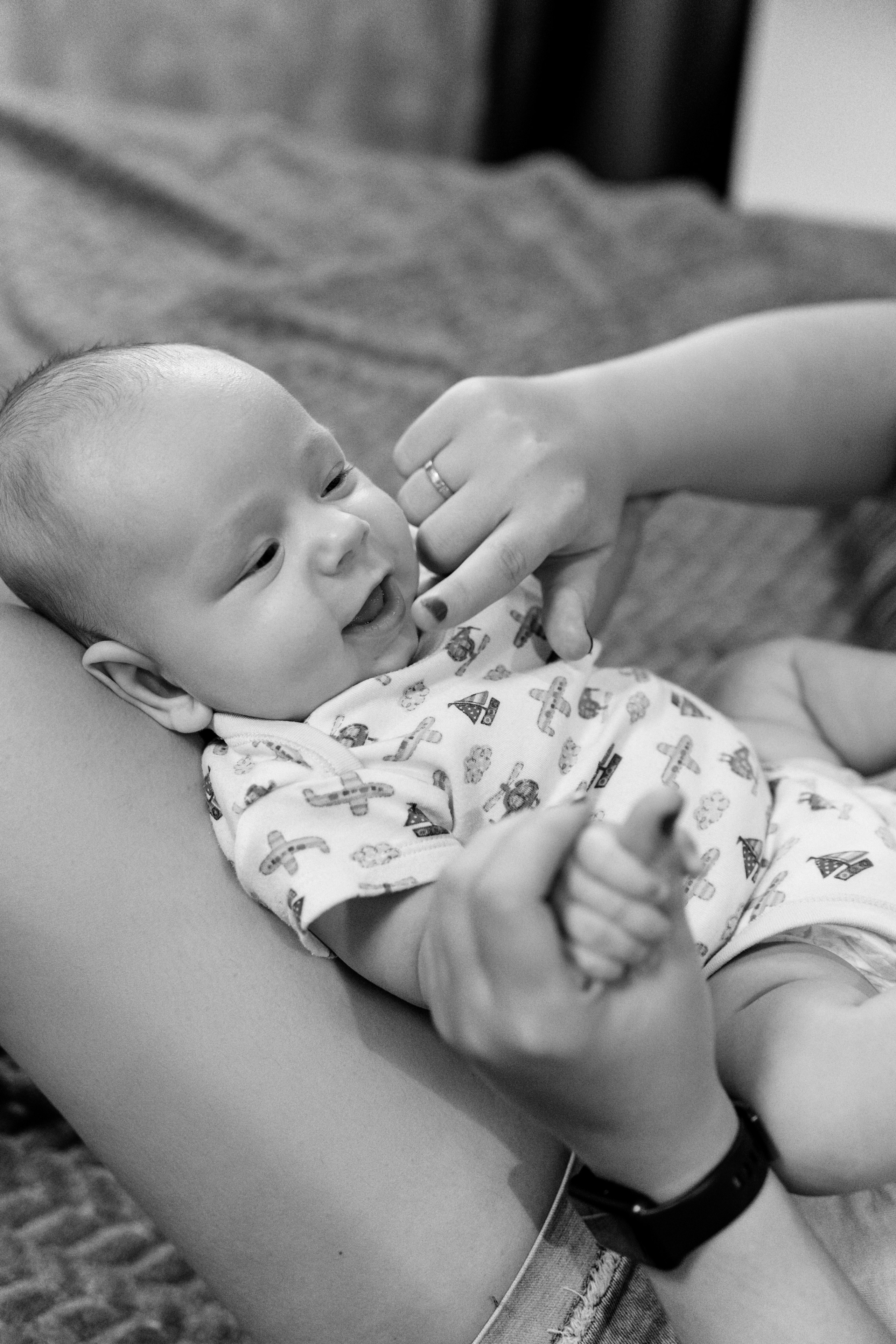 Оля и Ромка (домашняя фотосессия). Ваш семейный фотограф в Минске — Вика Трегубова