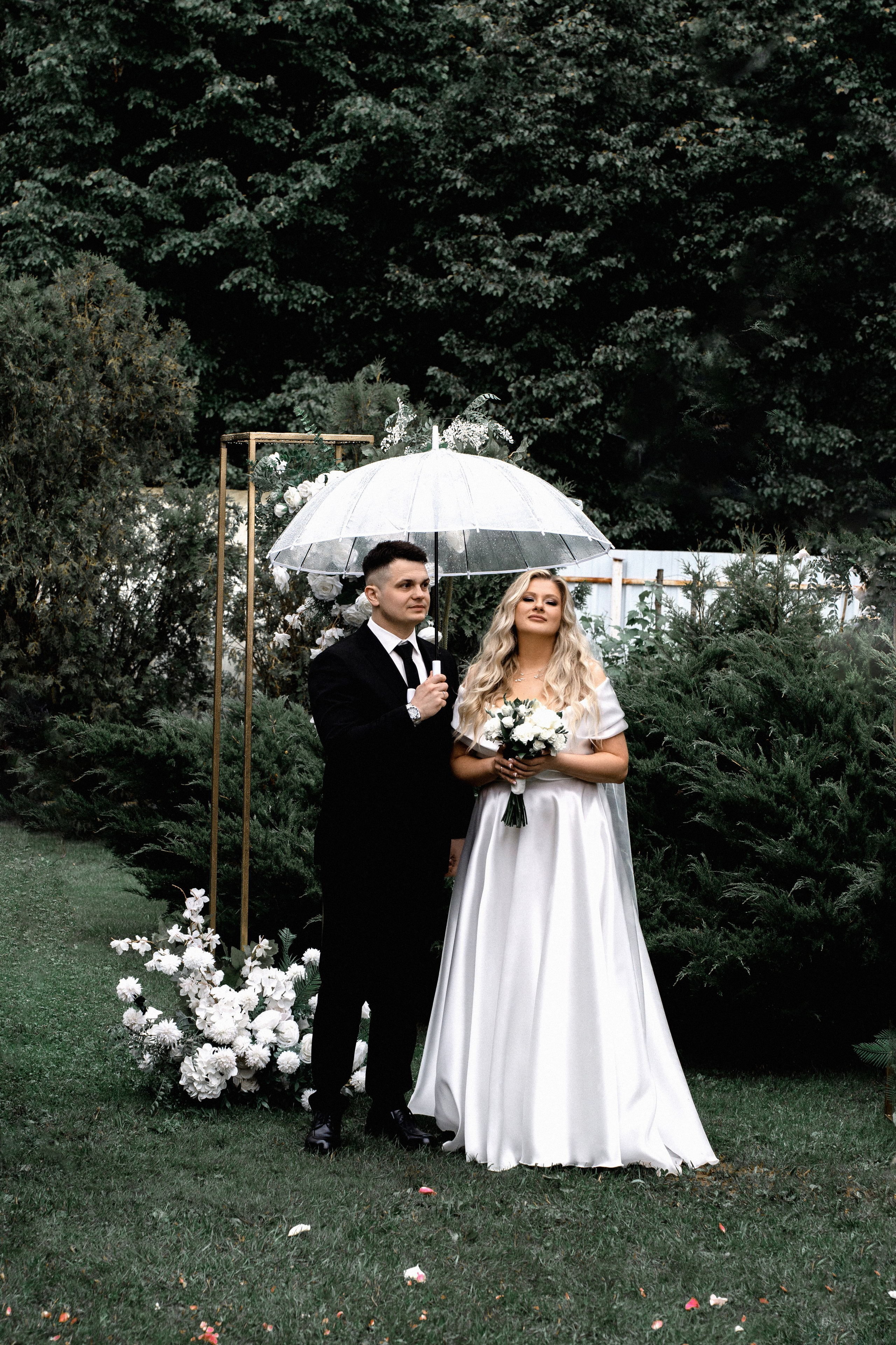 Утро невесты и торжественная церемония: праздничная фотосессия. Ваш семейный фотограф в Минске — Вика Трегубова