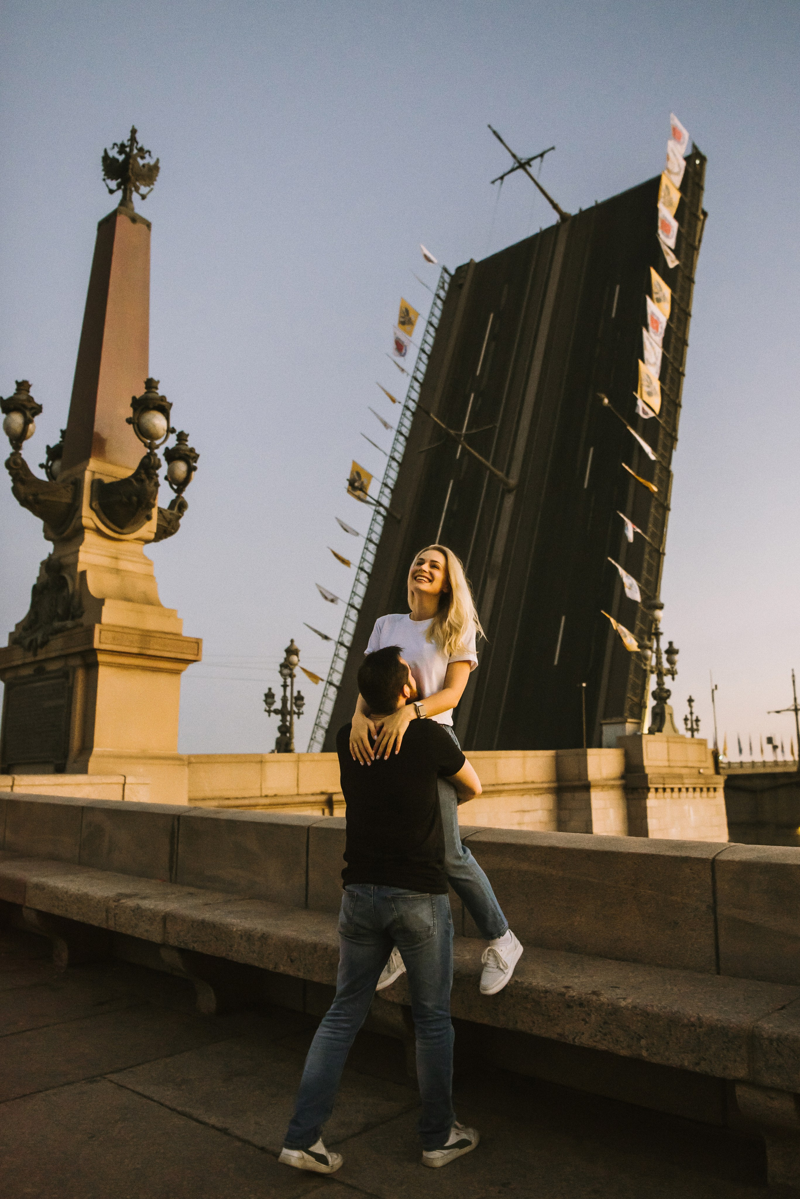 Лера и Женя. Разводные мосты. Рассвет. Свадебный фотограф в Санкт-Петербурге София Шубик