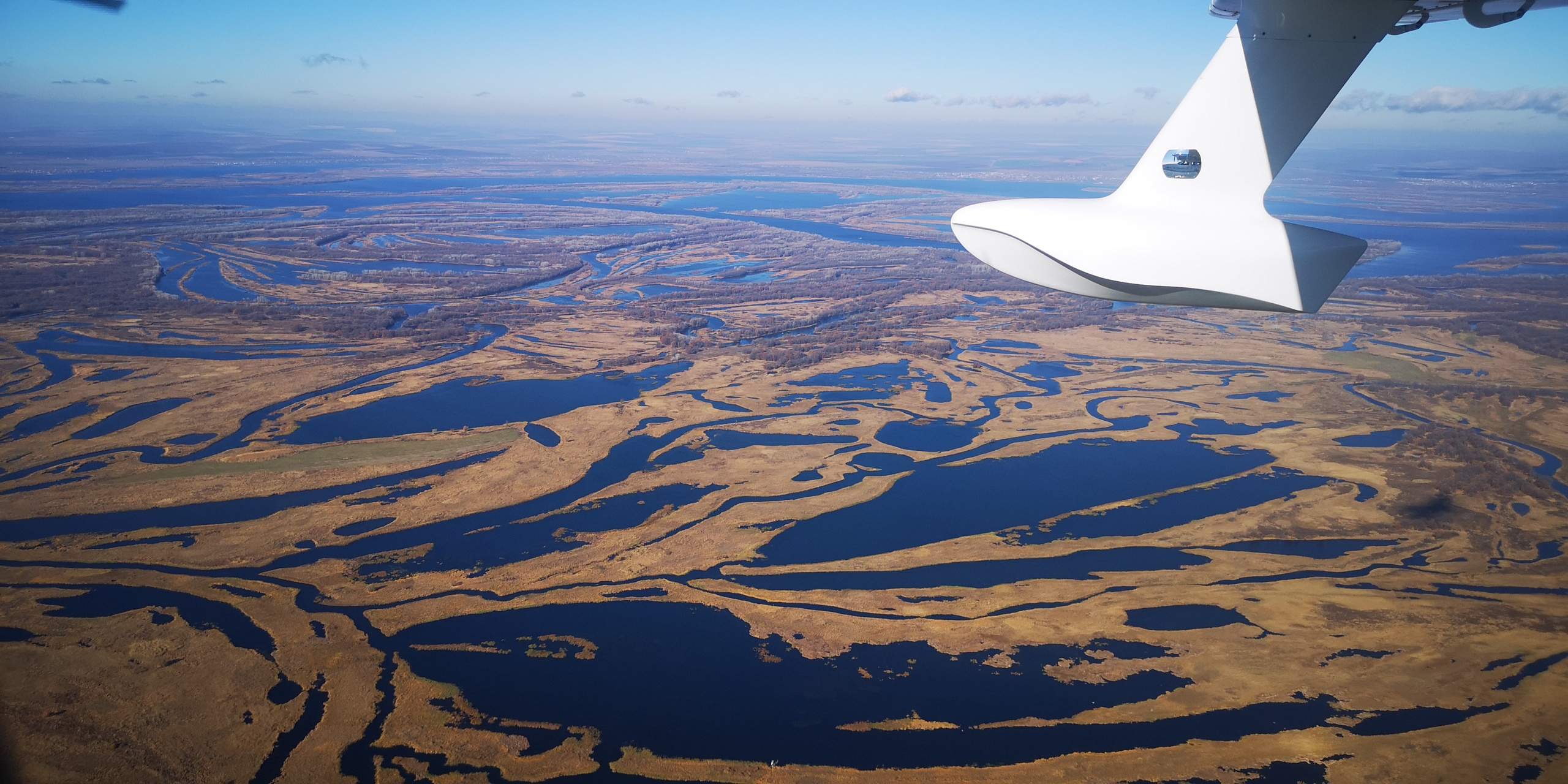 Каспийское море (наука на Ла-8) (2021 г.). Фотоальбом показывающий увлекательный мир авиации и мир медведей Андрея Иванова