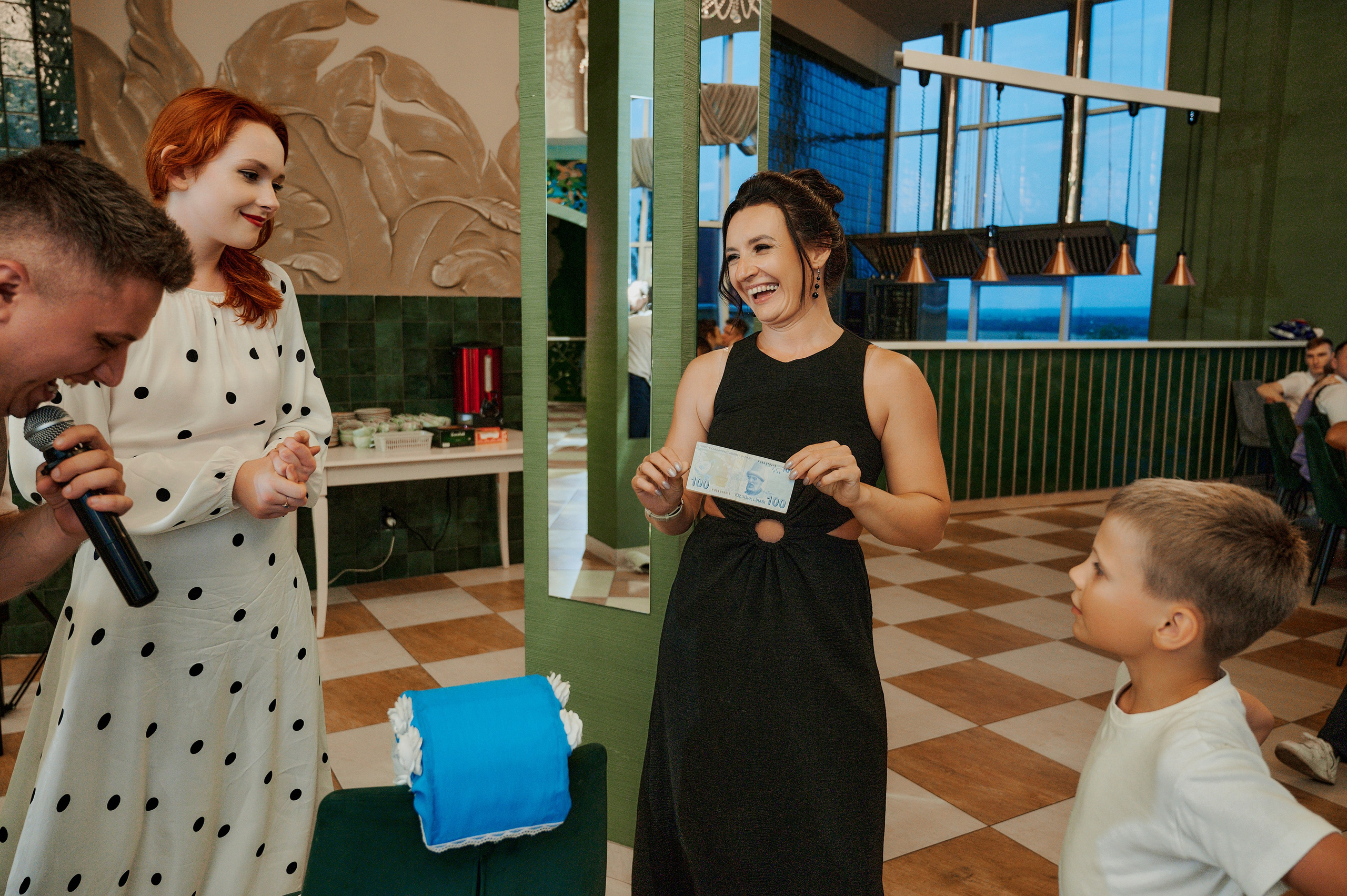 Олег и Лиза. Фото-видеосъемка свадеб Venson Films