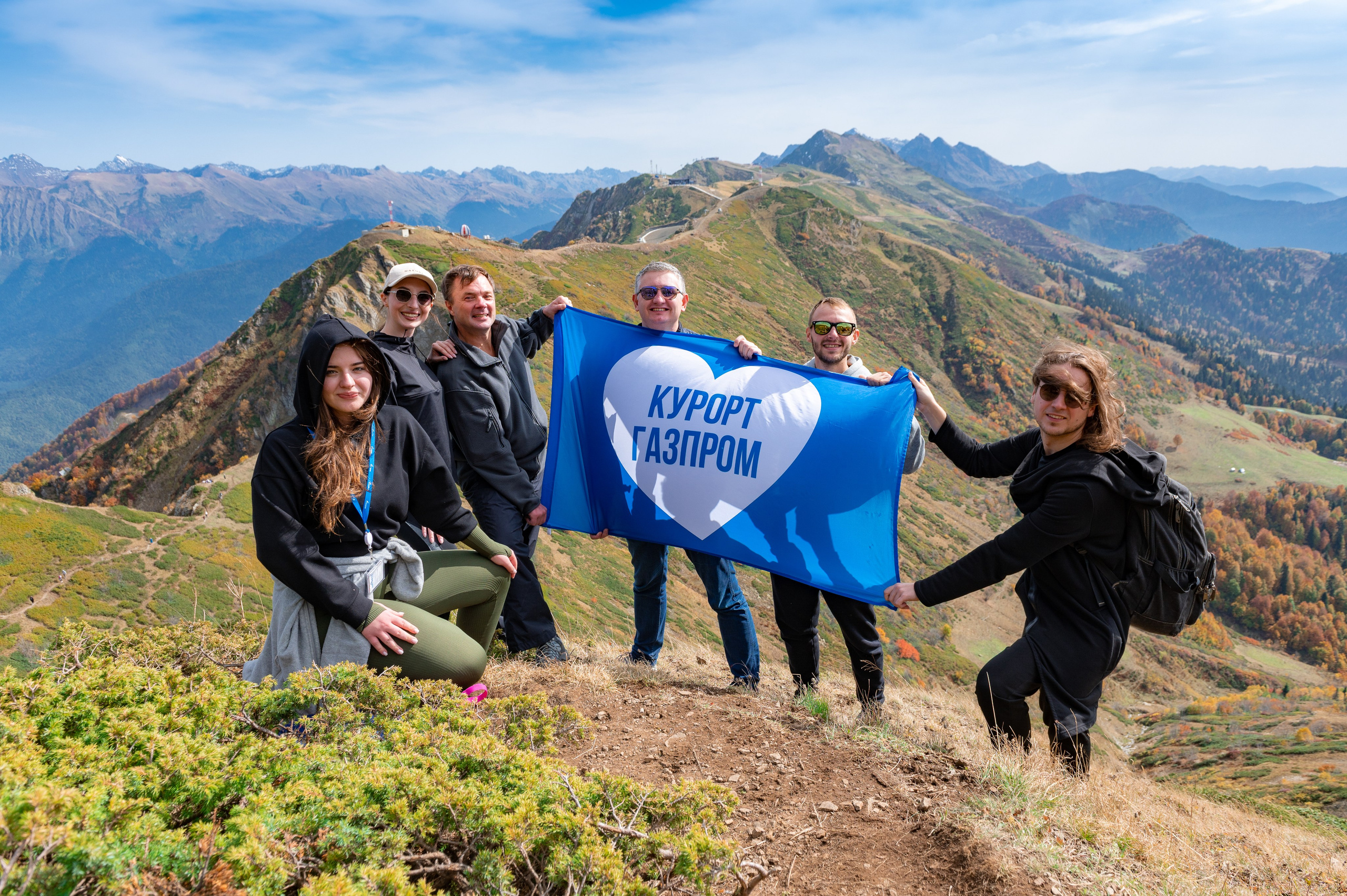 Хайкинг по трем курортам Красной Поляны 2022. Репортажный фотограф в Красной Поляне и Сочи Павлюченко Екатерина