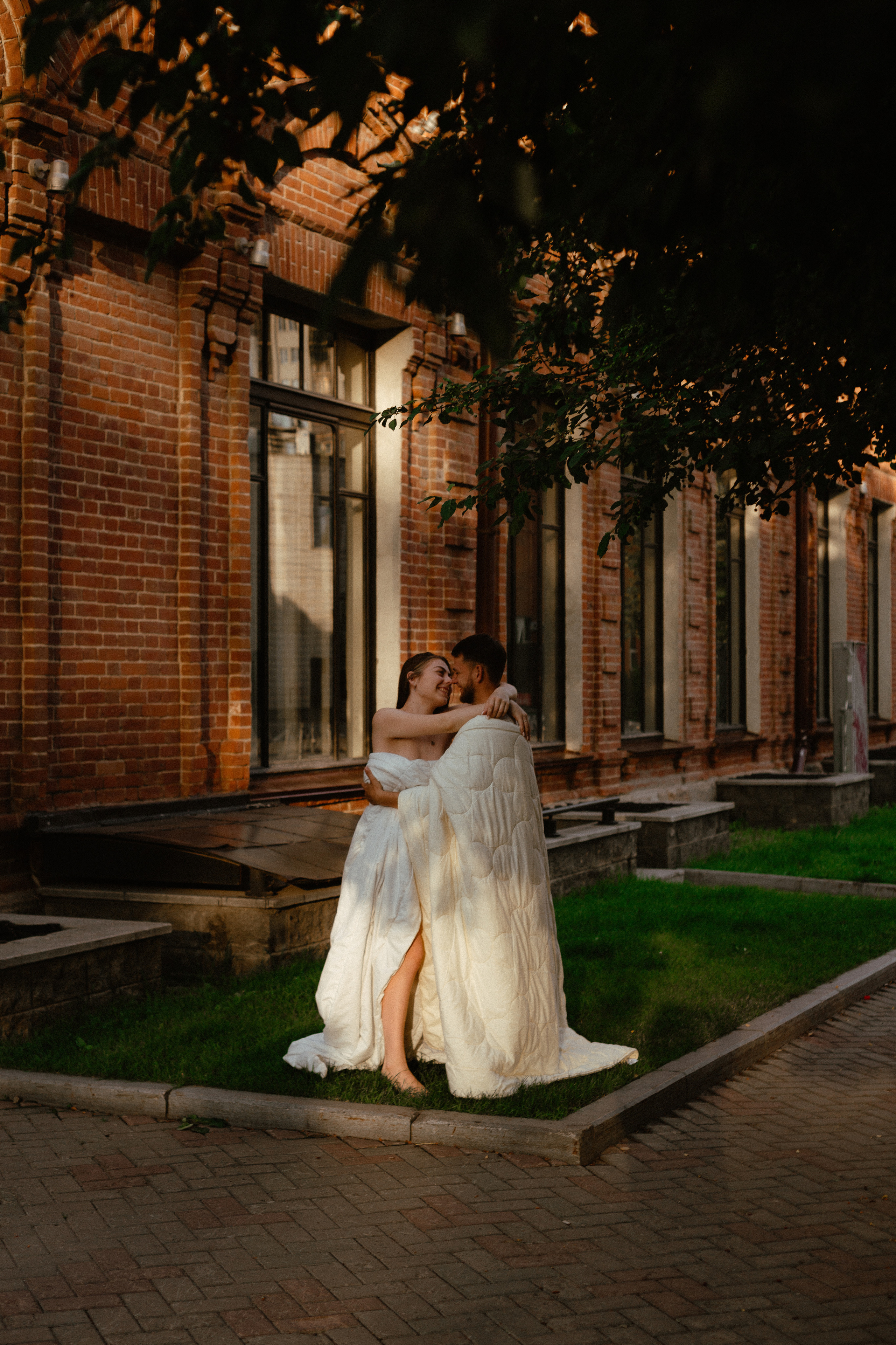 Наташа и Дима | Фотосессия лавстори на рассвете в Новосибирске. Свадебный и портретный фотограф в Новосибирске Любовь Исакова