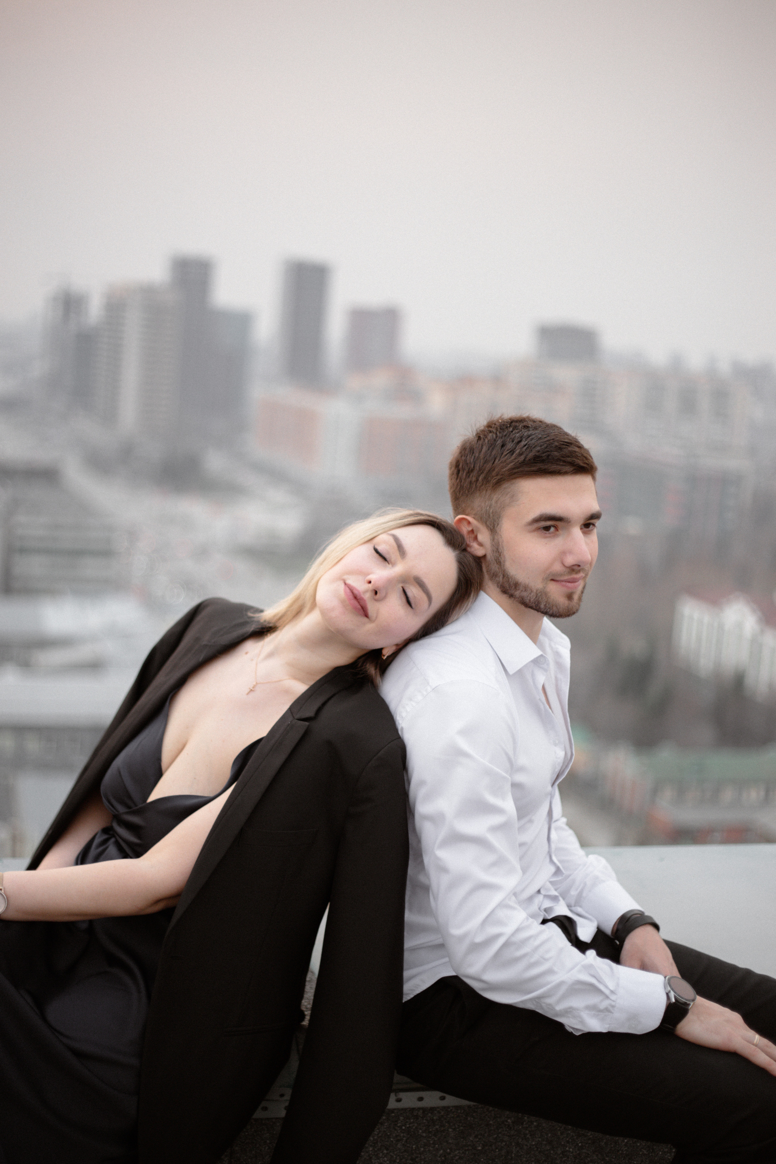 Свидание — фотосессия на крыше в Новосибирске. Свадебный и портретный фотограф в Новосибирске Любовь Исакова